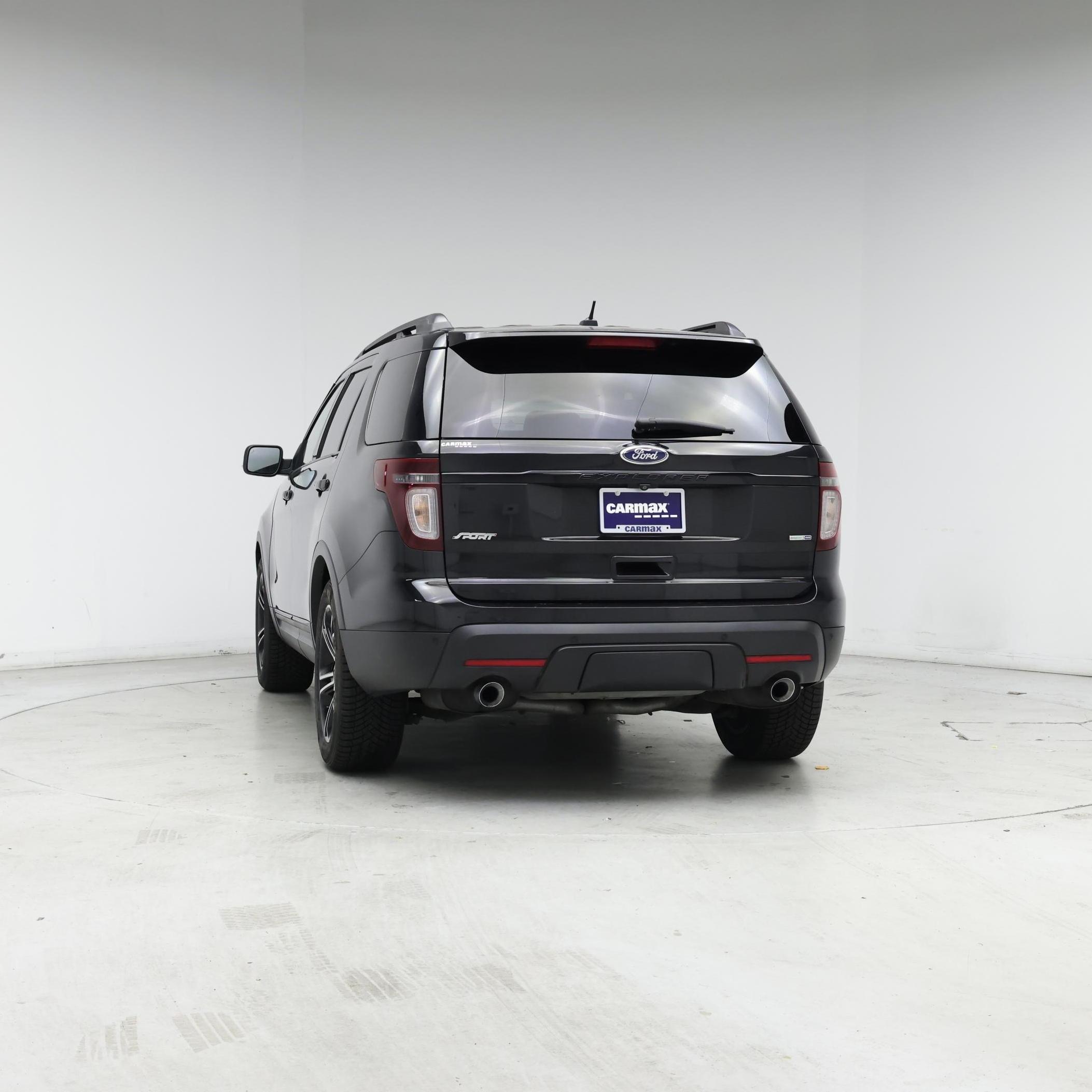 Thumbnail: 2015 Ford Explorer - 6
