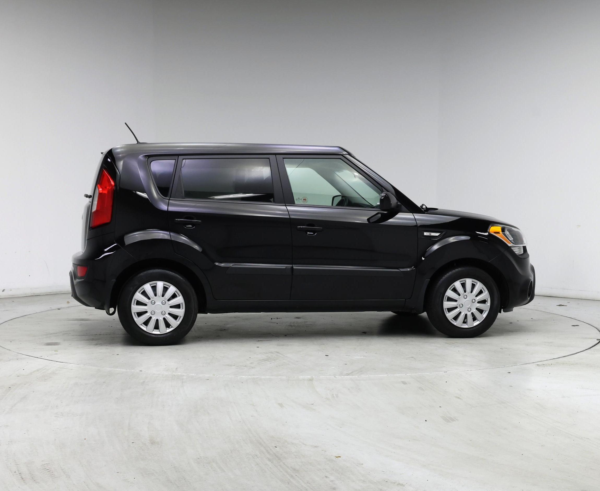 Thumbnail: 2013 Kia Soul - 7