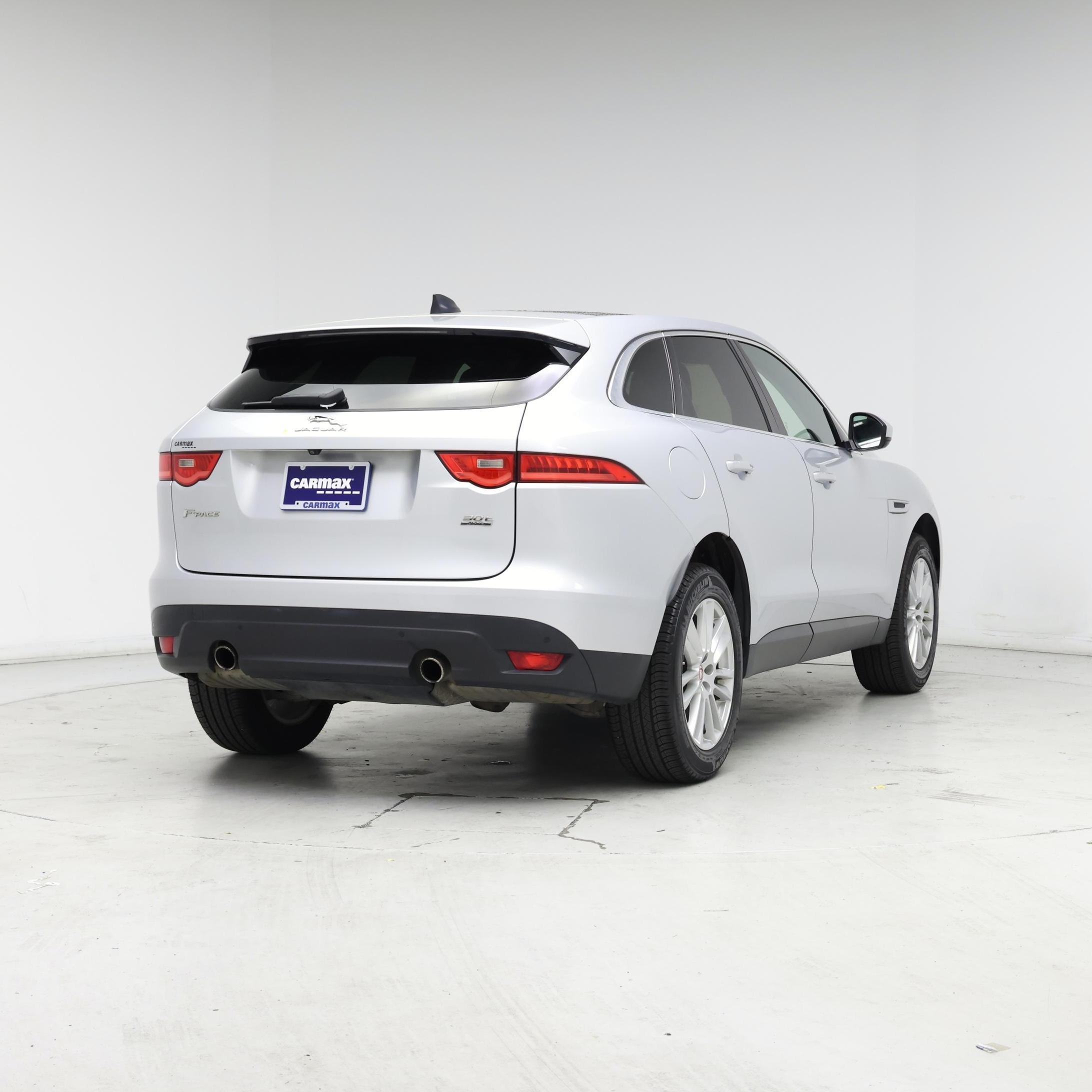 Thumbnail: 2020 Jaguar F-Pace - 8