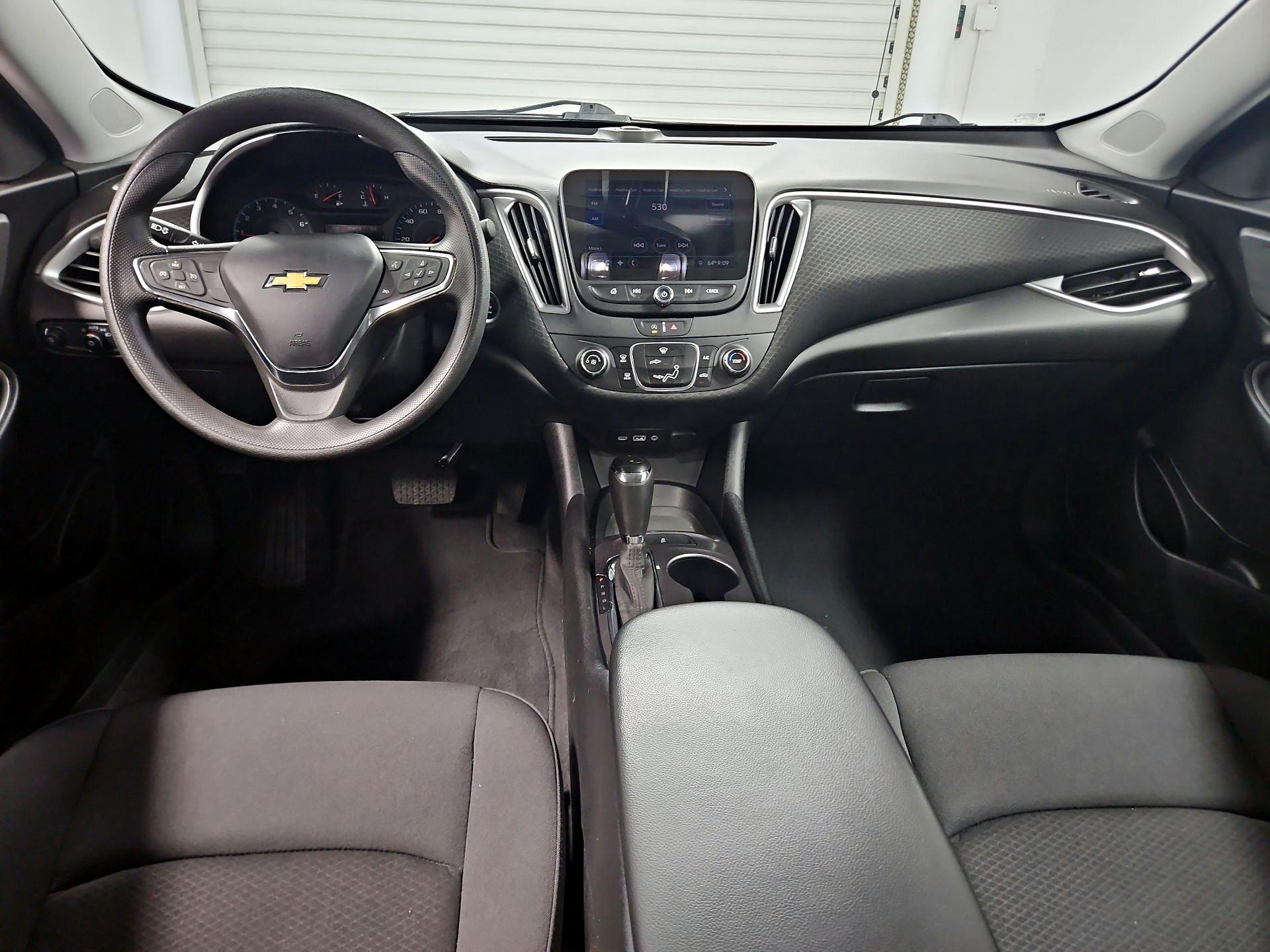 Thumbnail: 2020 Chevrolet Malibu - 9