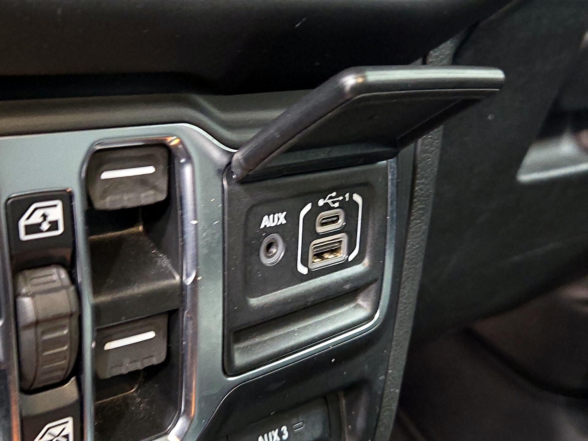 Thumbnail: 2023 Jeep Wrangler - 18