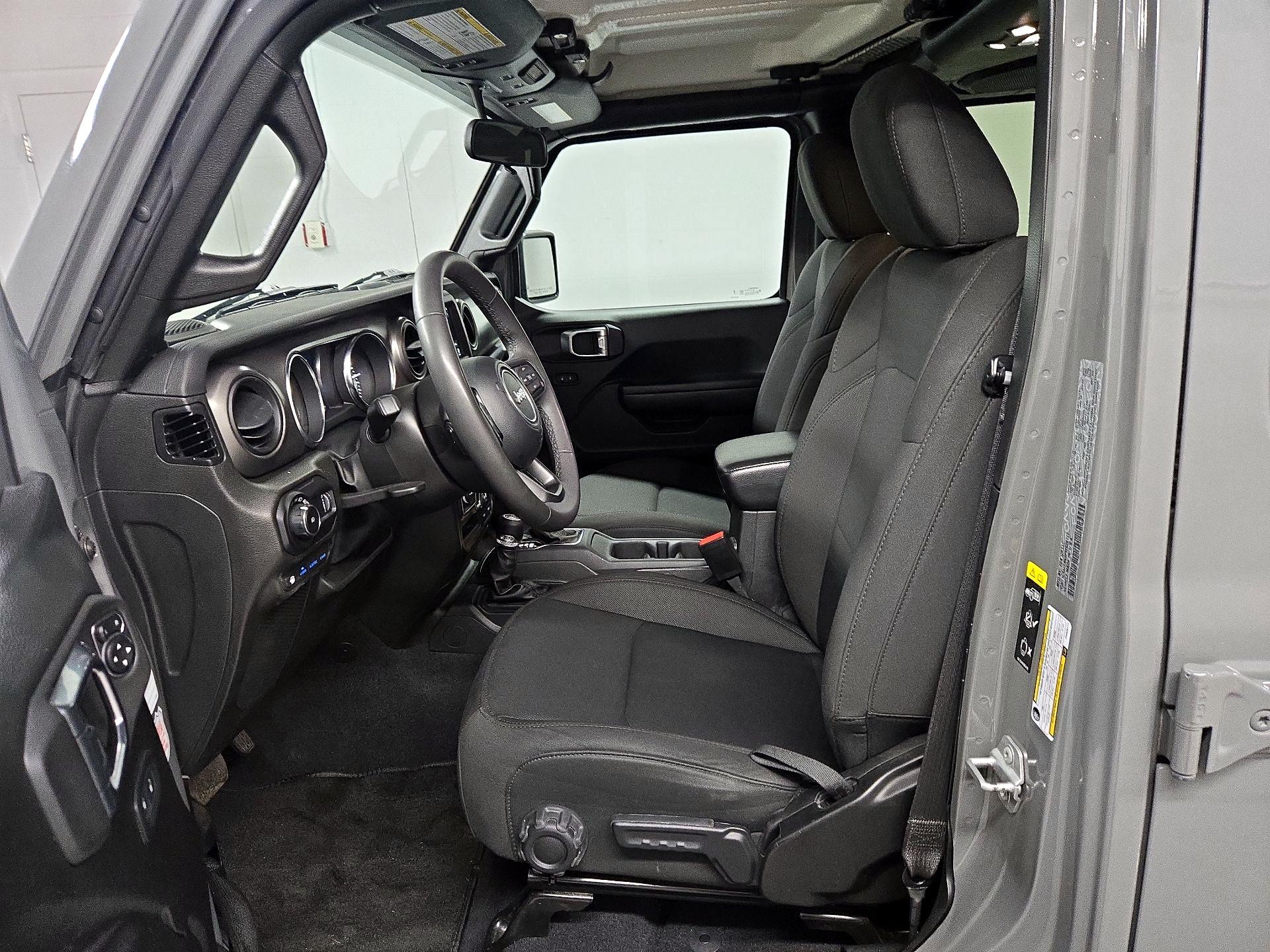 Thumbnail: 2023 Jeep Wrangler - 19