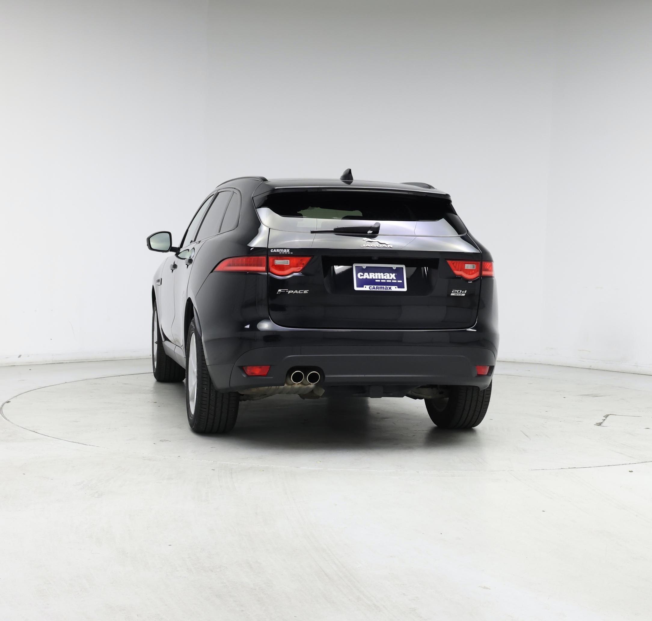 Thumbnail: 2018 Jaguar F-Pace - 6