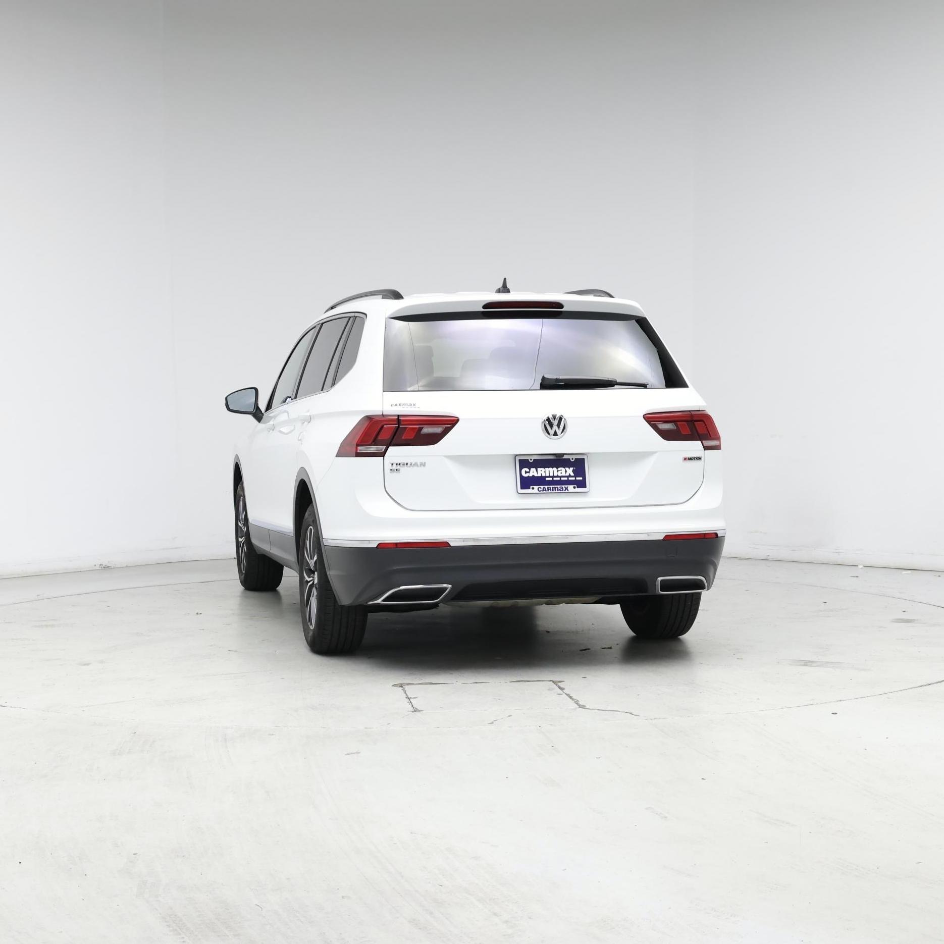 Thumbnail: 2020 Volkswagen Tiguan - 6