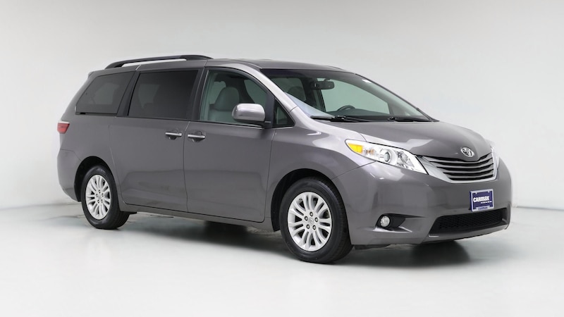 2017 Toyota Sienna XLE Hero Image