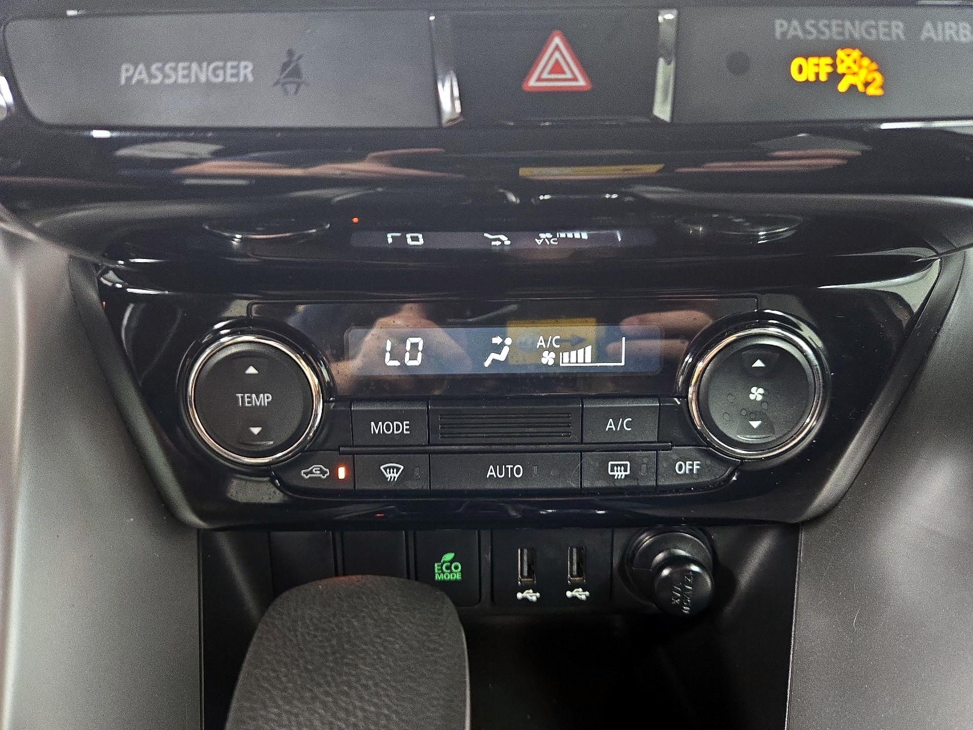 Thumbnail: 2018 Mitsubishi Eclipse Cross - 16
