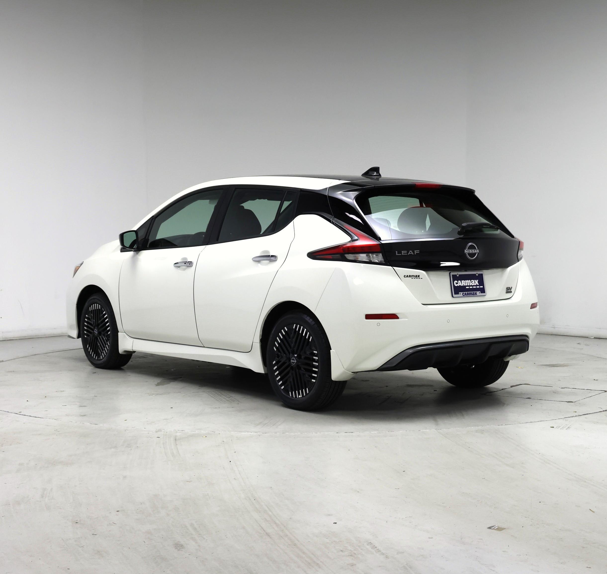 Thumbnail: 2025 Nissan Leaf - 2