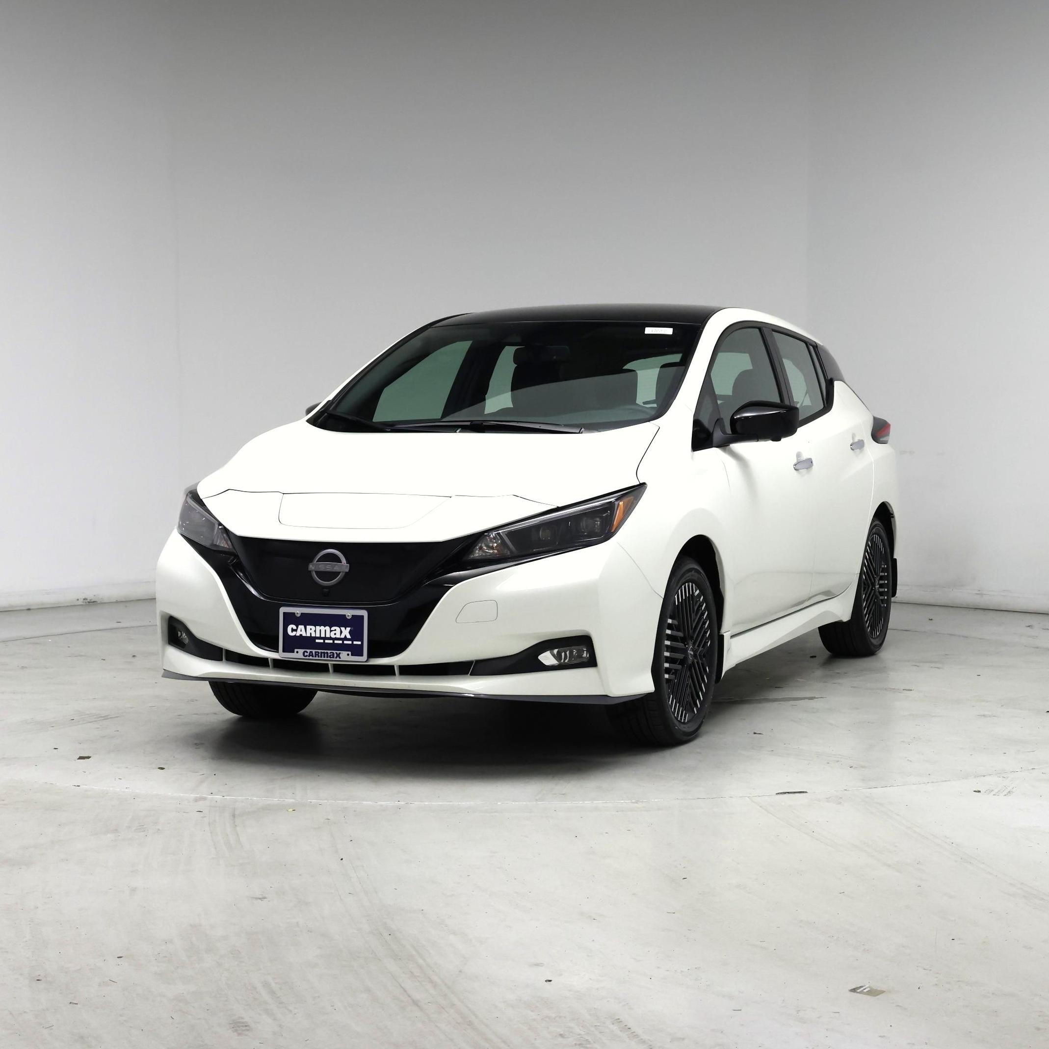 Thumbnail: 2025 Nissan Leaf - 4