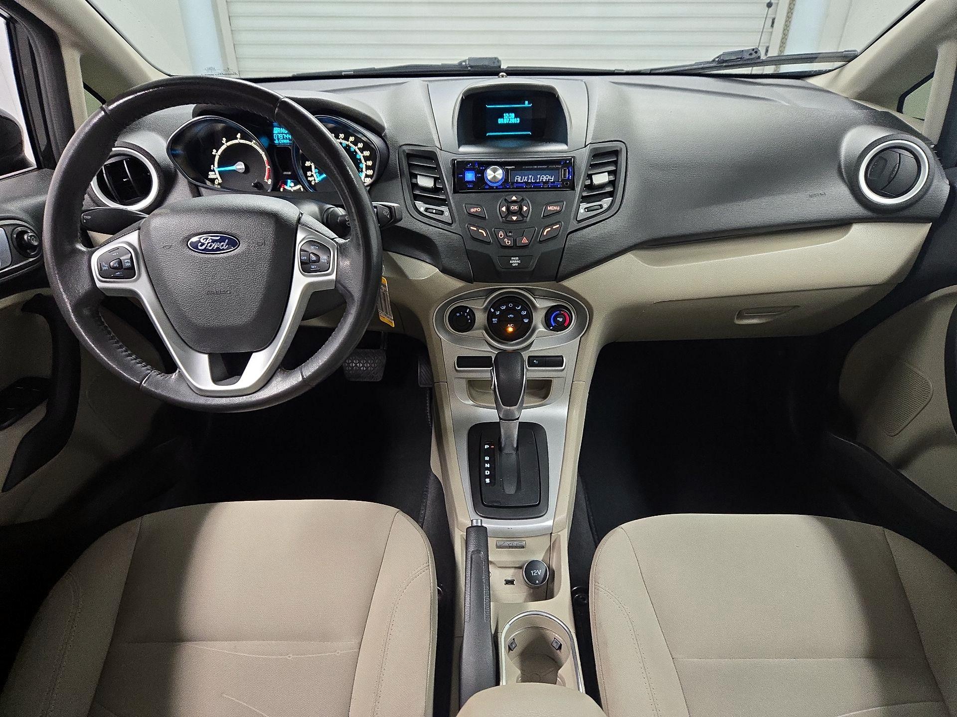 Thumbnail: 2014 Ford Fiesta - 9