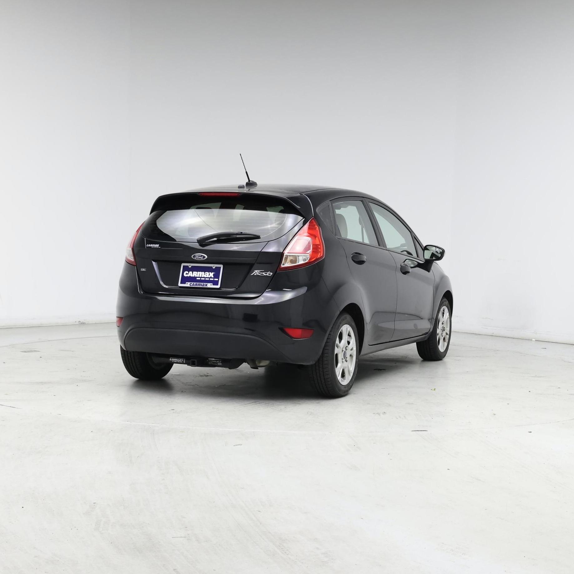 Thumbnail: 2014 Ford Fiesta - 8