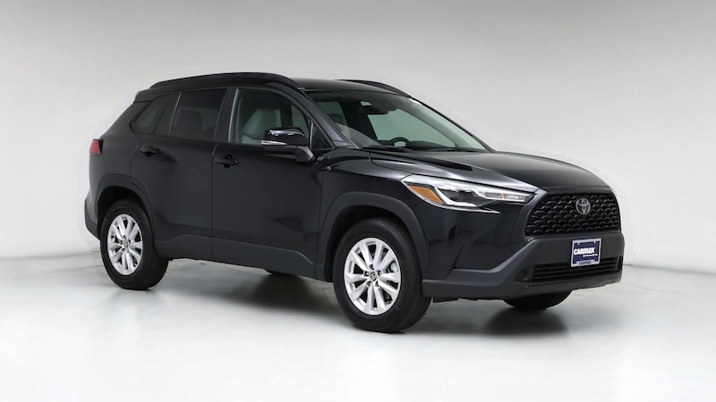 2022 Toyota Corolla Cross LE Hero Image