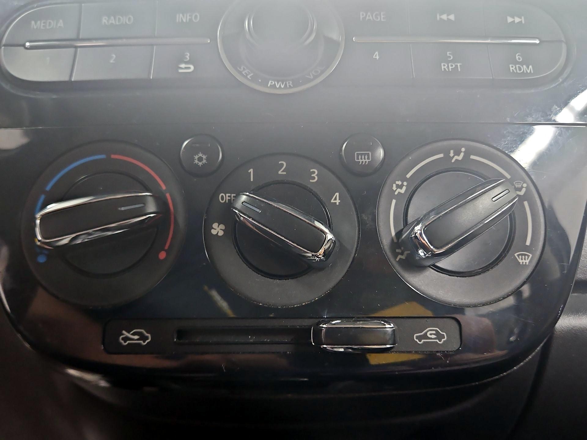 Thumbnail: 2017 Mitsubishi Mirage G4 - 15