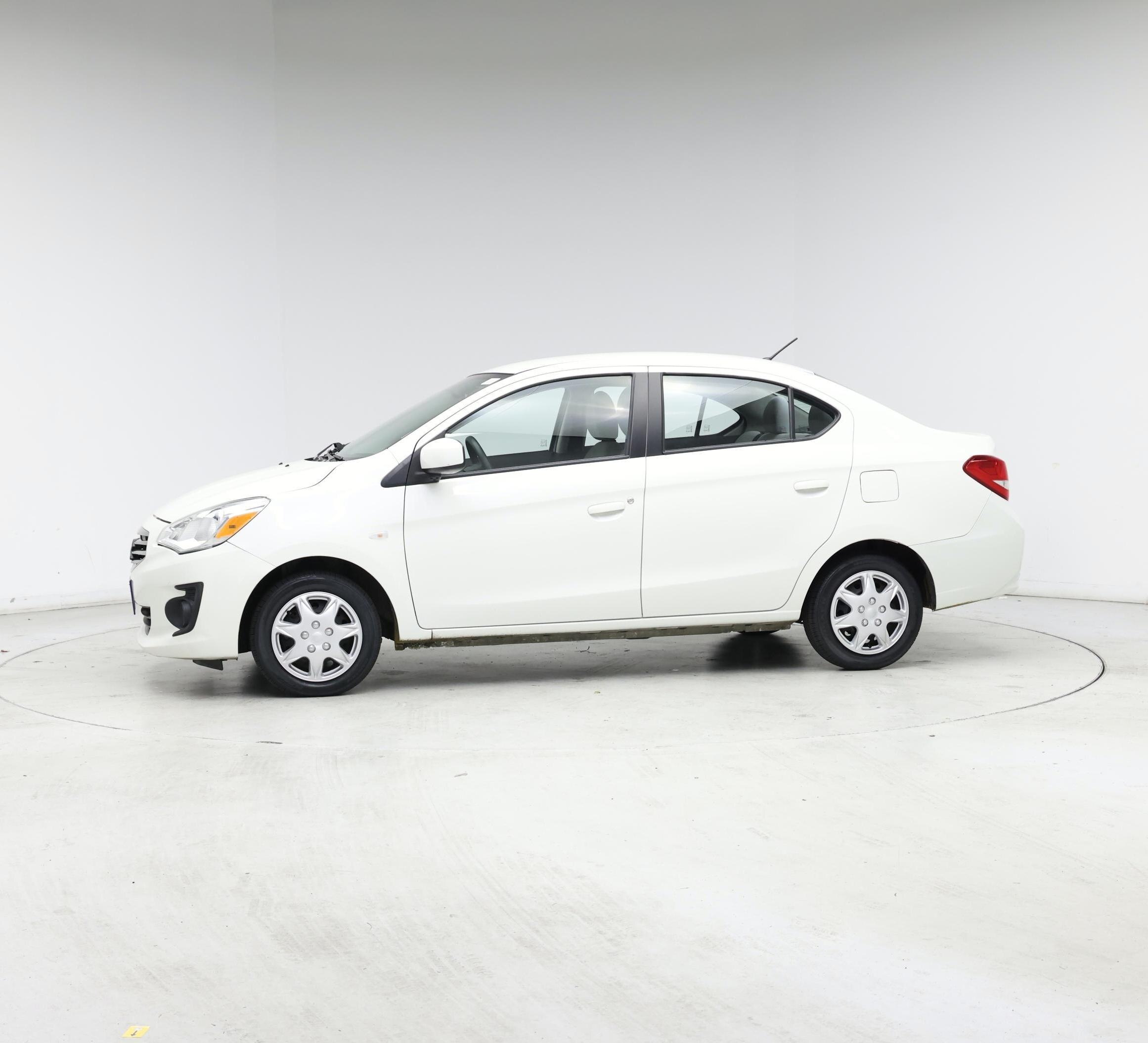 Thumbnail: 2017 Mitsubishi Mirage G4 - 3