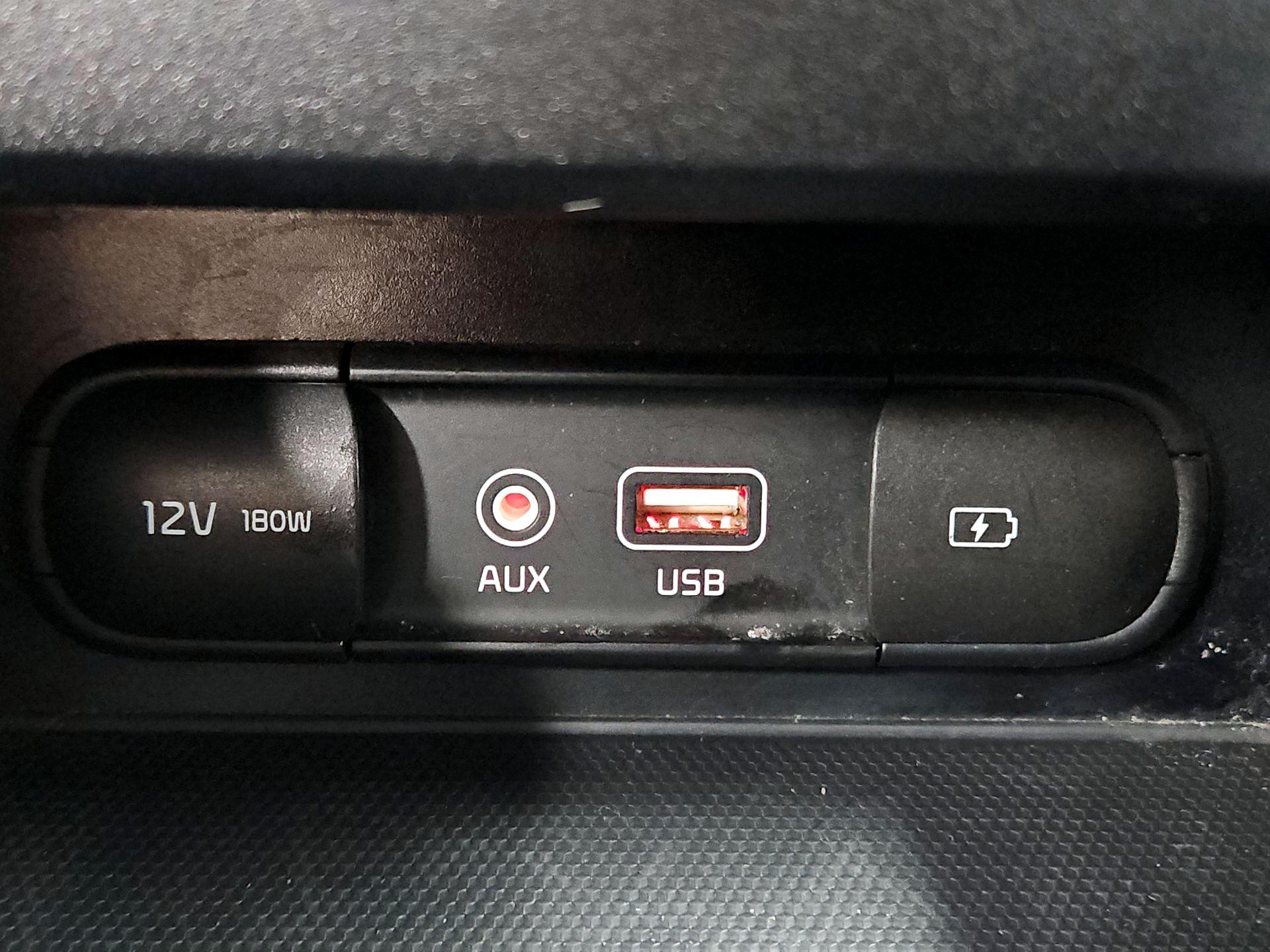 Thumbnail: 2021 Kia Forte - 18
