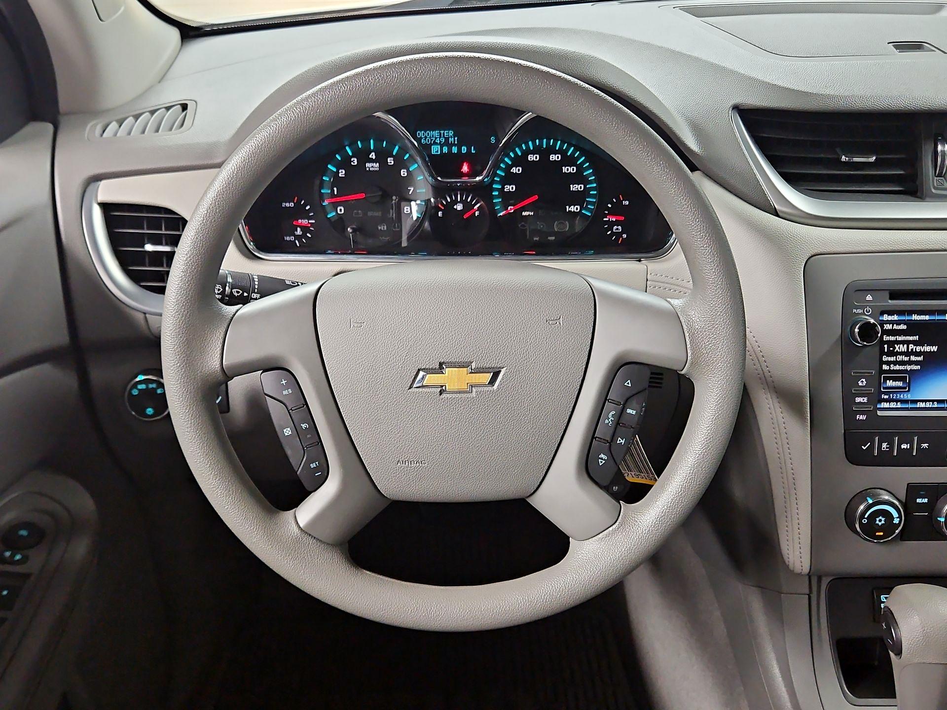 Thumbnail: 2017 Chevrolet Traverse - 10