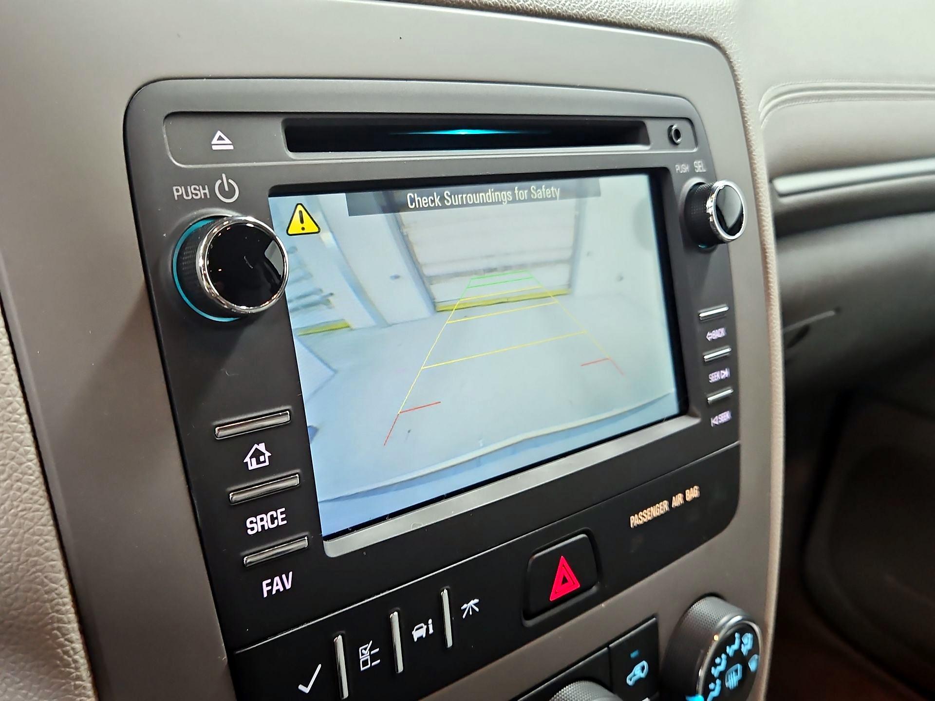 Thumbnail: 2017 Chevrolet Traverse - 14