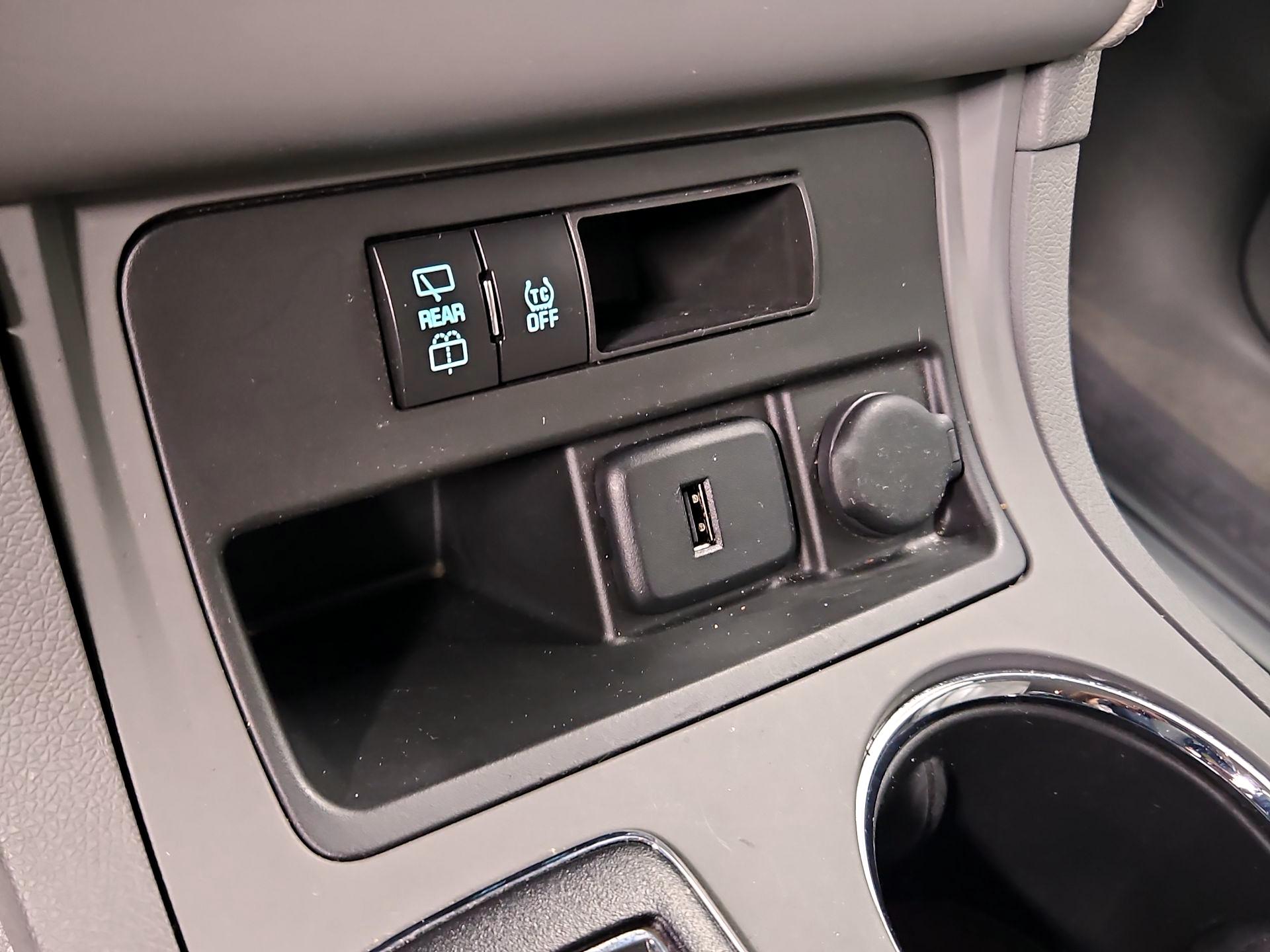 Thumbnail: 2017 Chevrolet Traverse - 18