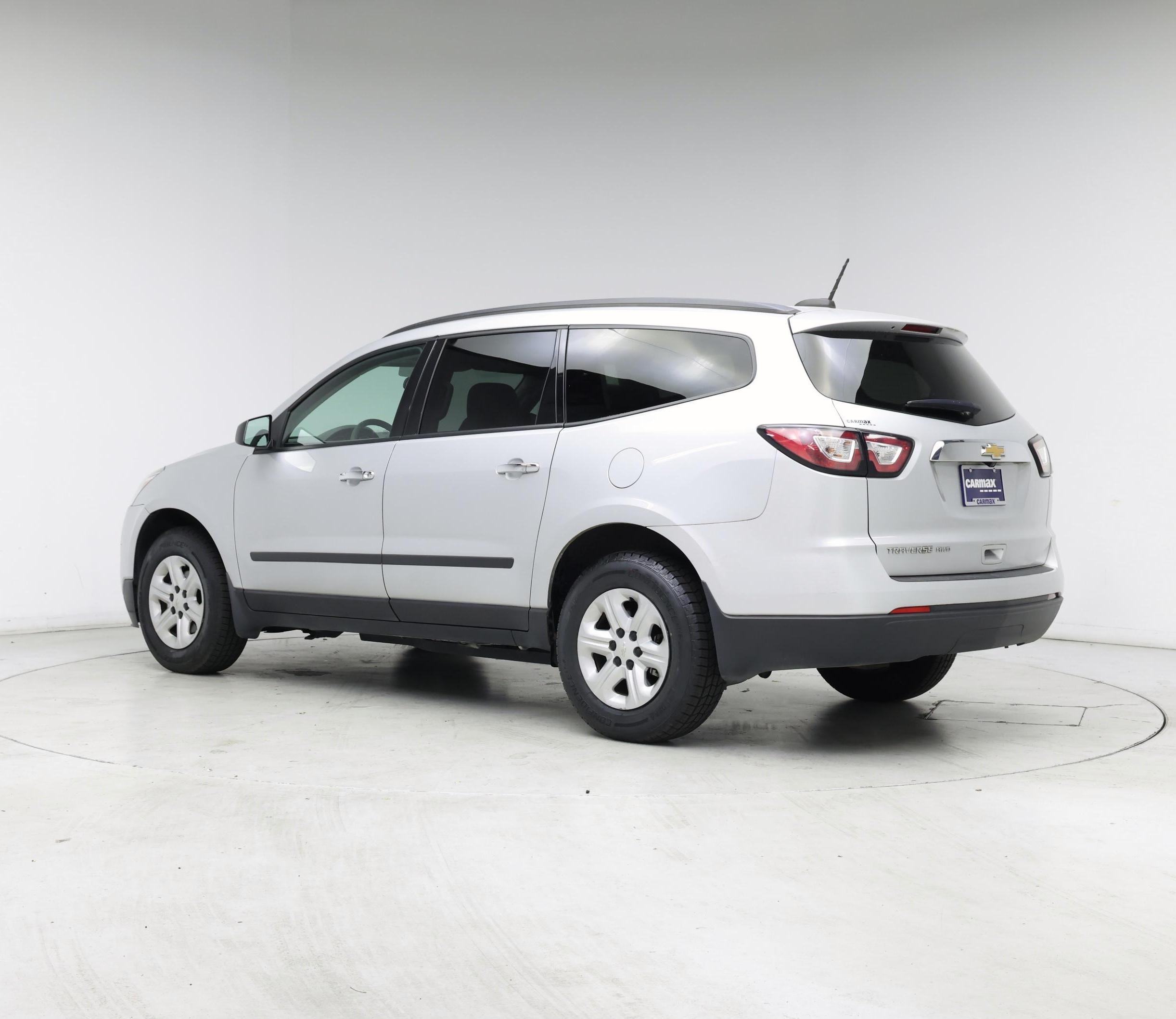 Thumbnail: 2017 Chevrolet Traverse - 2