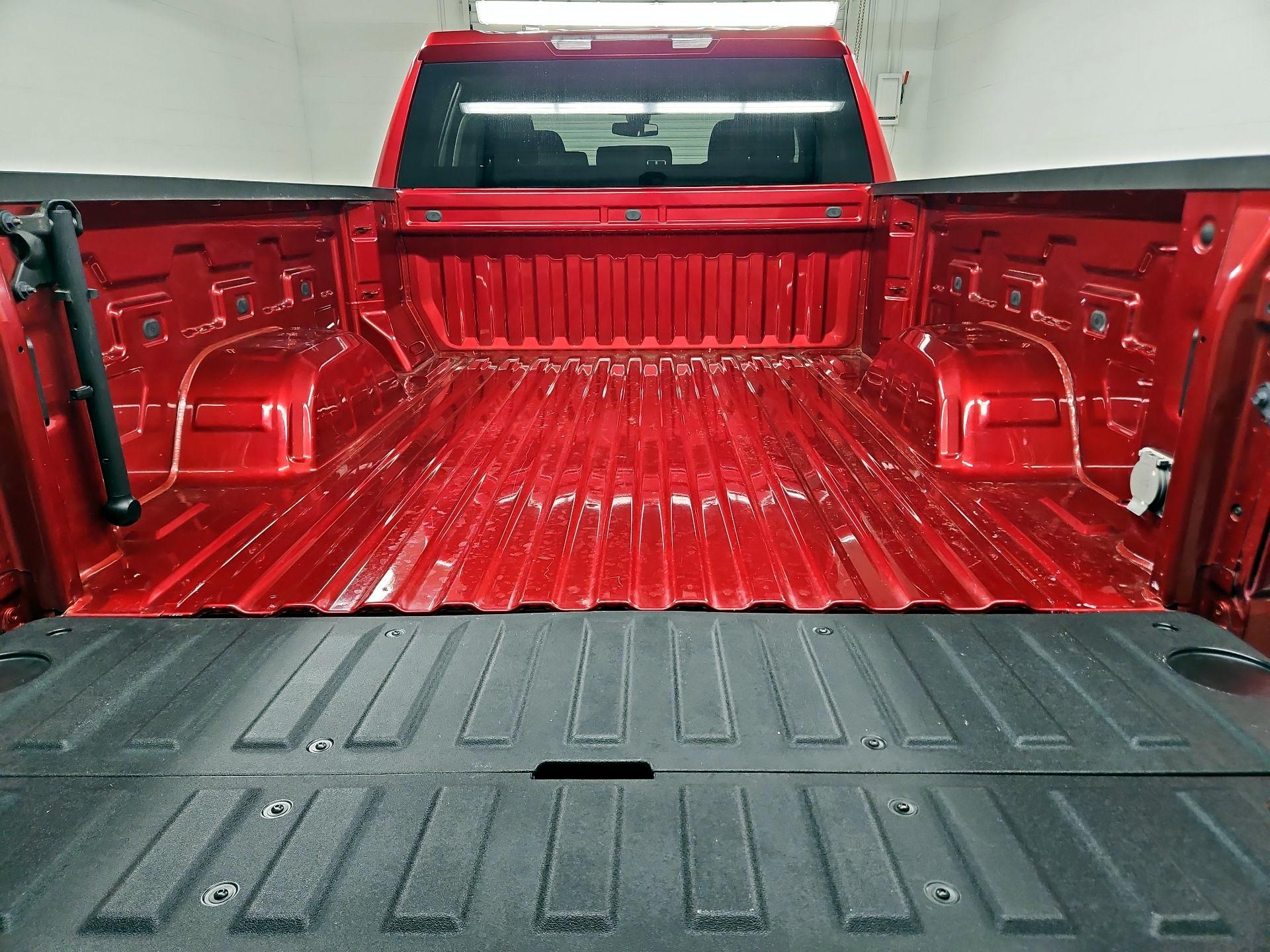 Thumbnail: 2022 Chevrolet Silverado 1500 - 20