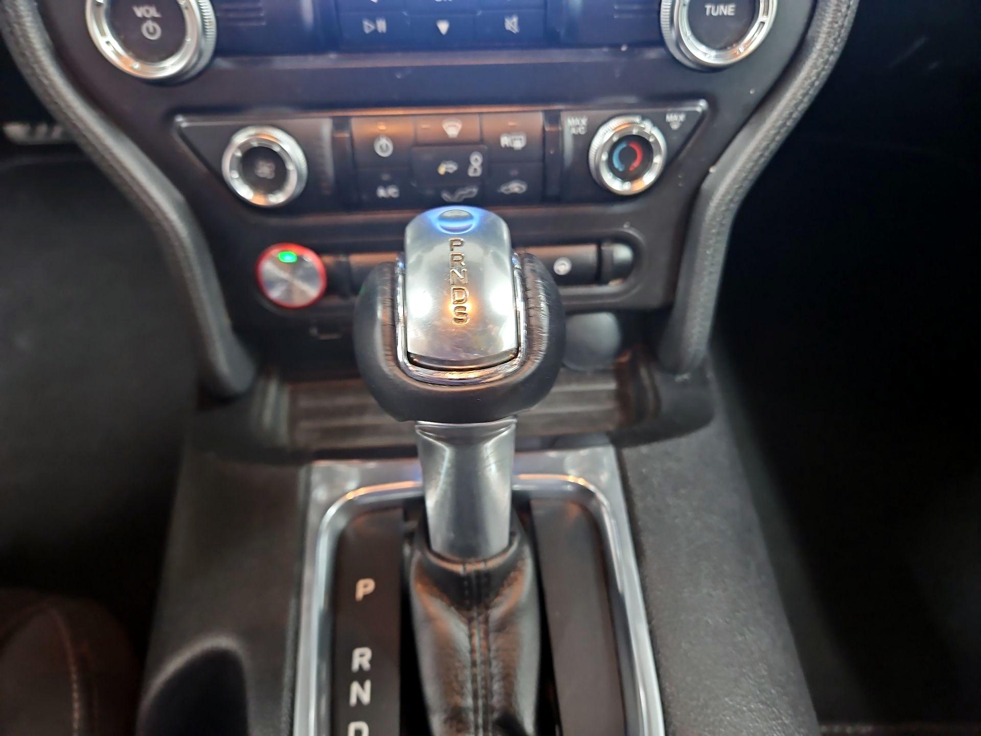 Thumbnail: 2019 Ford Mustang - 17