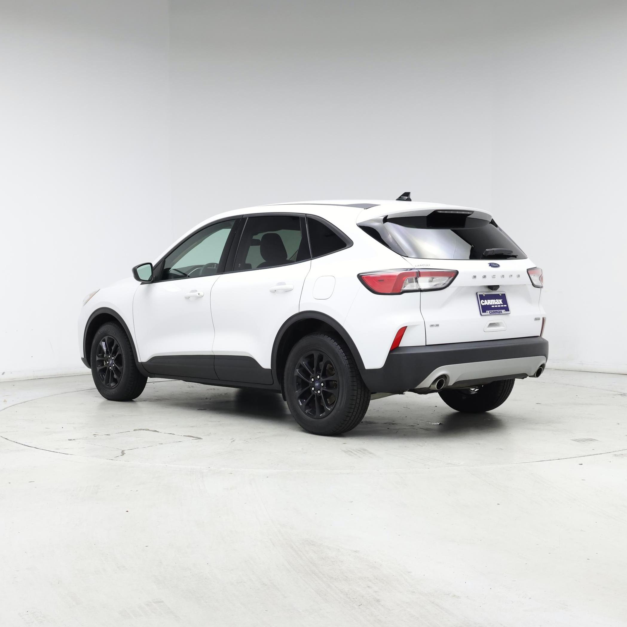 Thumbnail: 2020 Ford Escape - 2