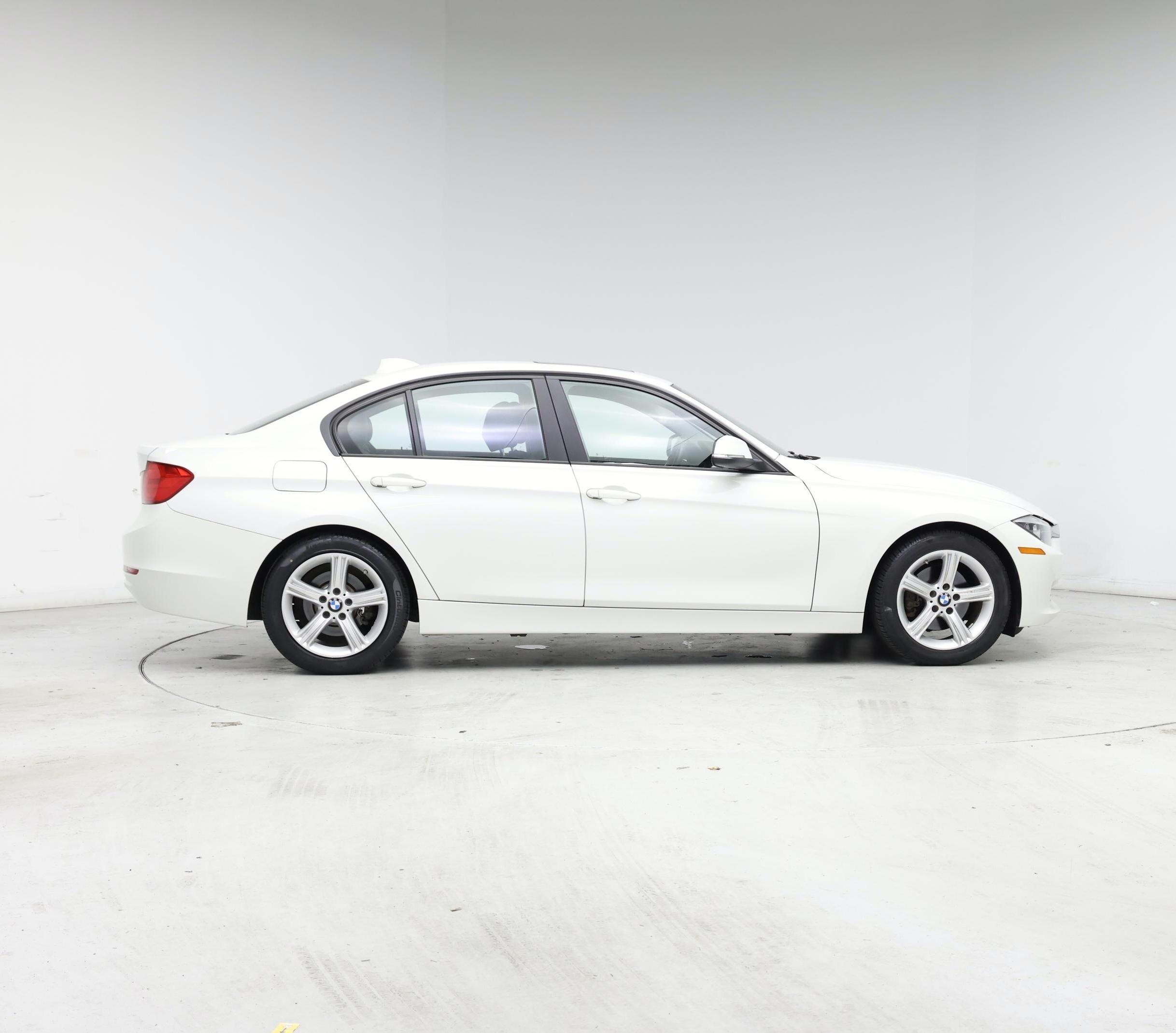 Thumbnail: 2015 BMW 3 Series - 7