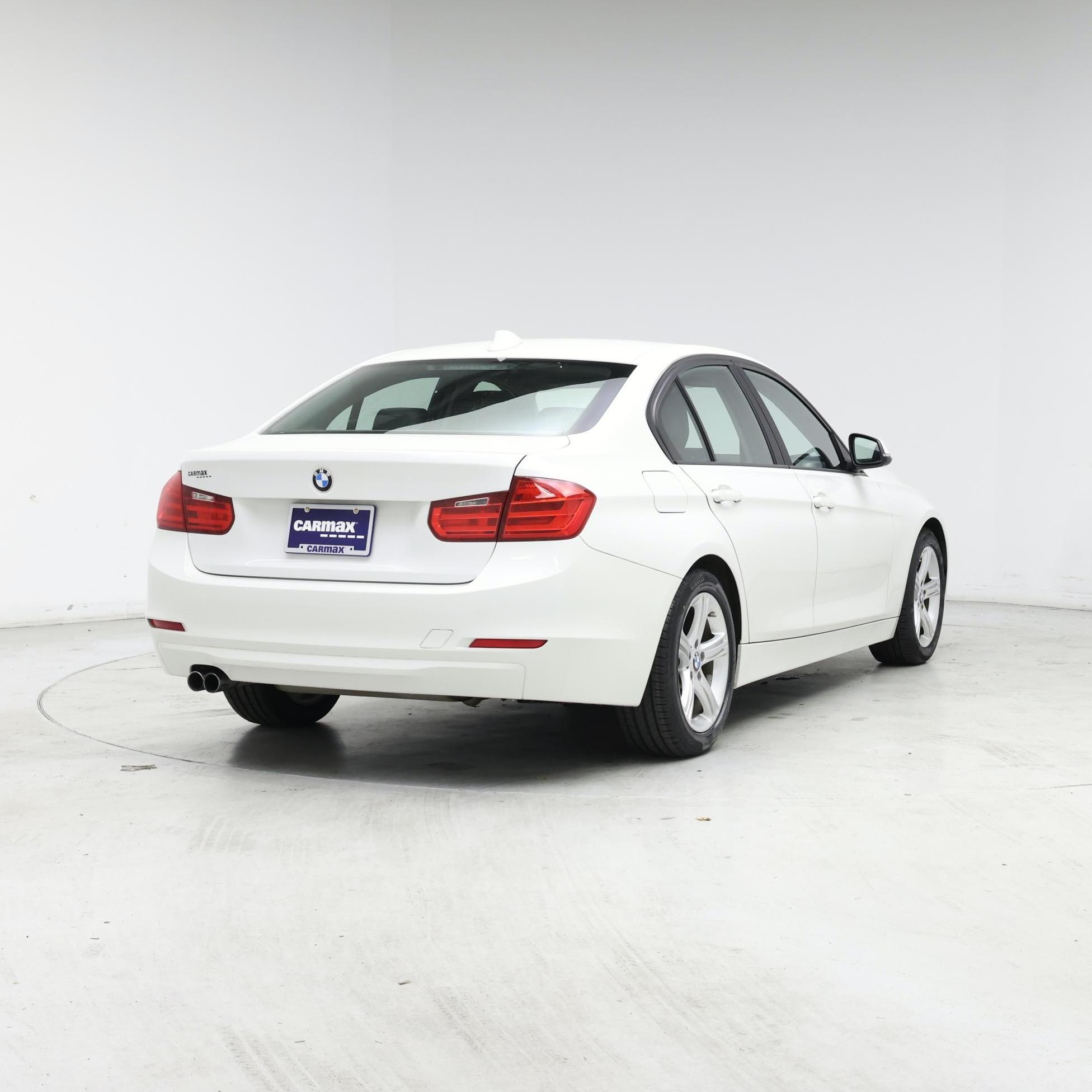 Thumbnail: 2015 BMW 3 Series - 8