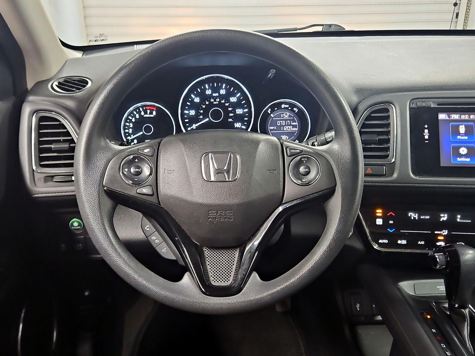 Thumbnail: 2016 Honda HR-V - 10