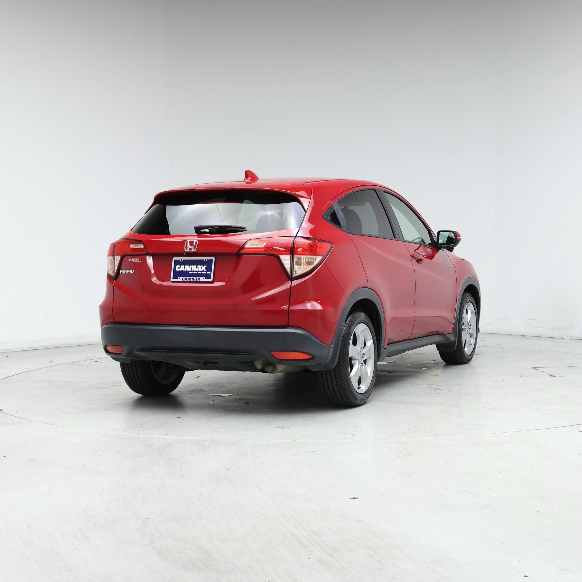 Thumbnail: 2016 Honda HR-V - 8