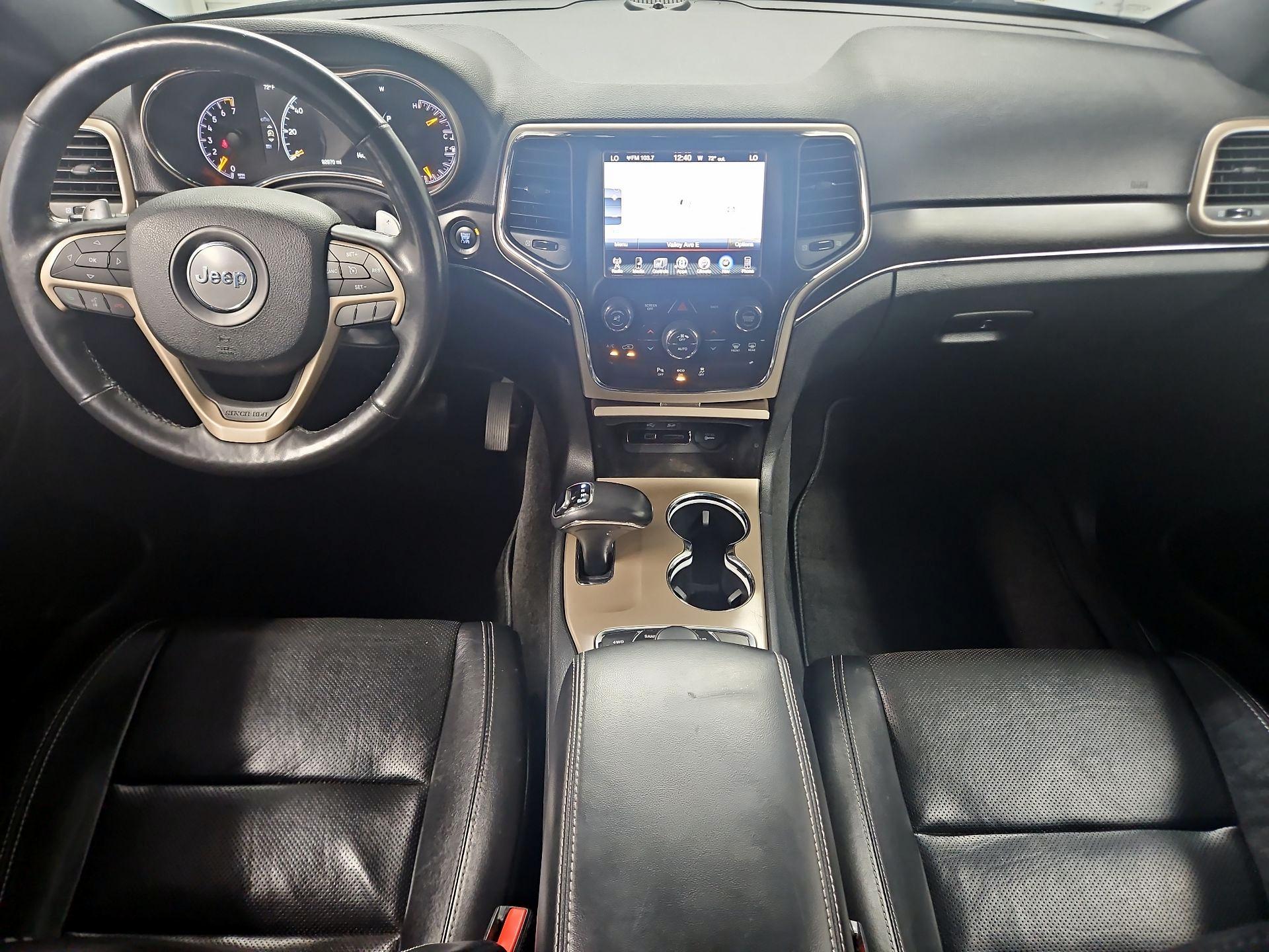 Thumbnail: 2015 Jeep Grand Cherokee - 9