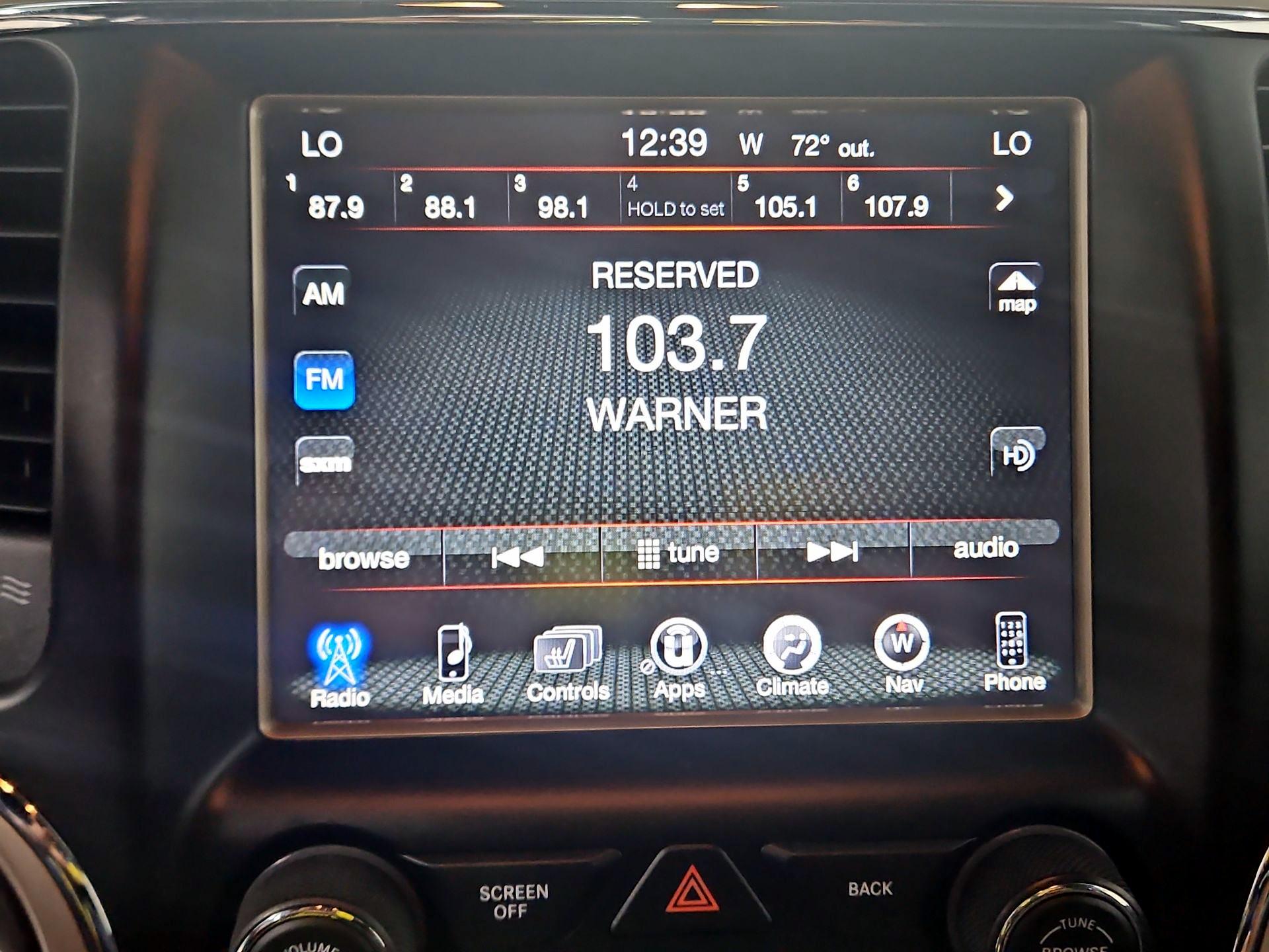 Thumbnail: 2015 Jeep Grand Cherokee - 16