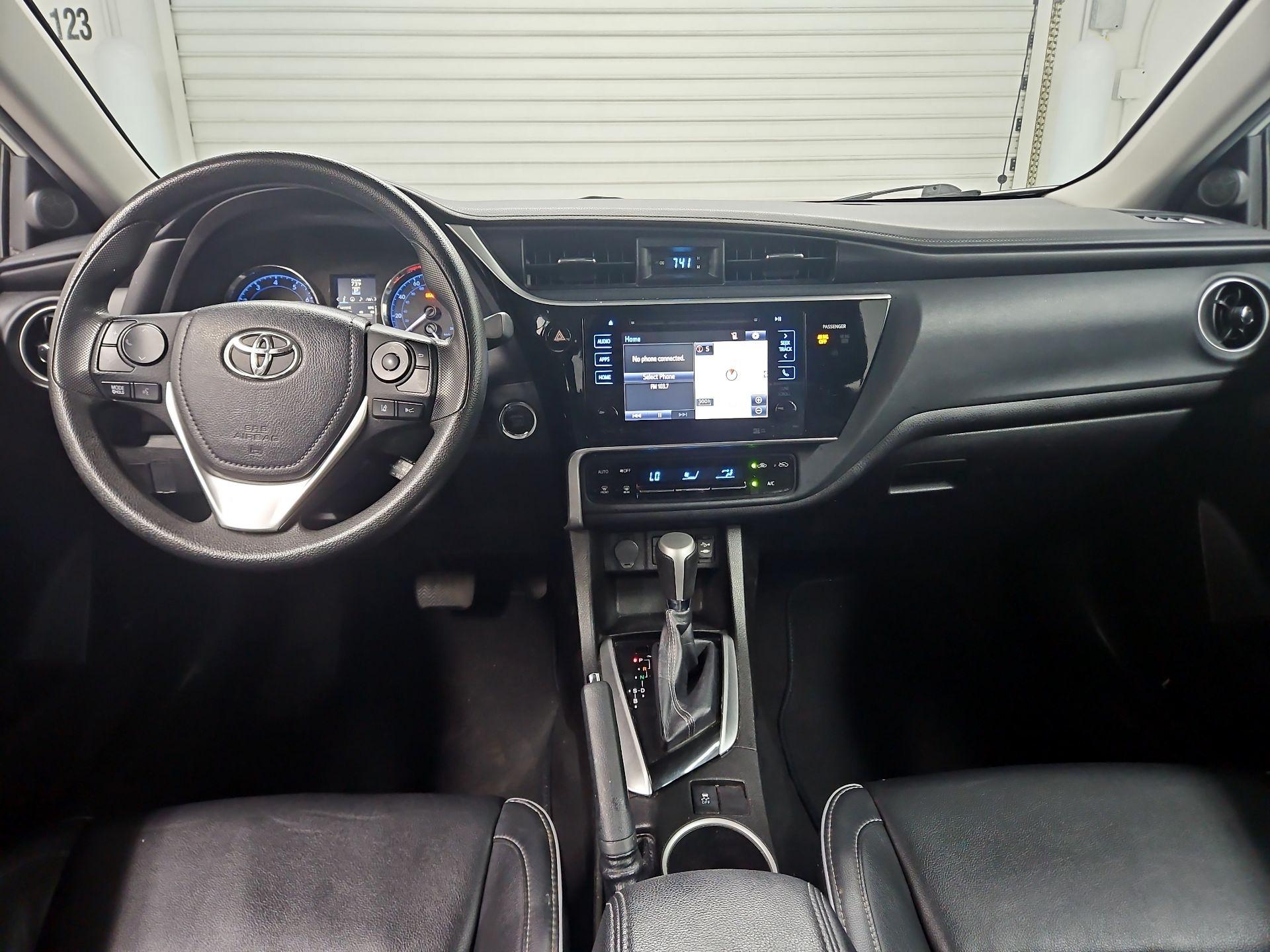 Thumbnail: 2017 Toyota Corolla - 9