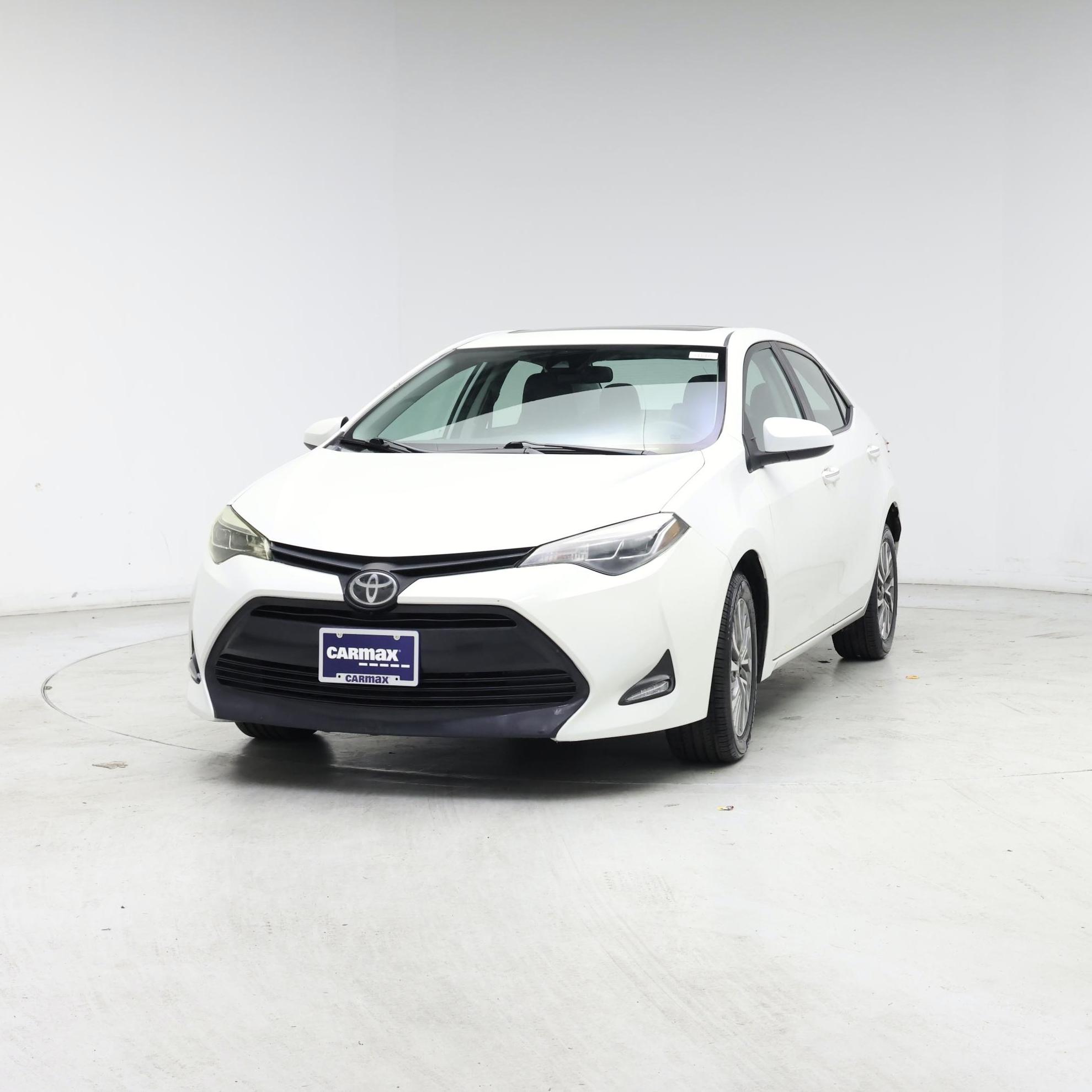 Thumbnail: 2017 Toyota Corolla - 4