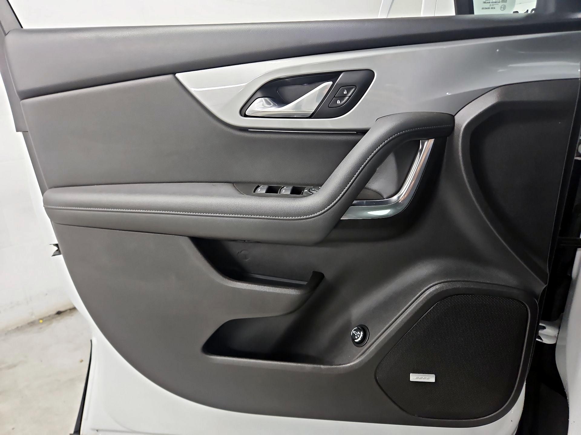 Thumbnail: 2019 Chevrolet Blazer - 12