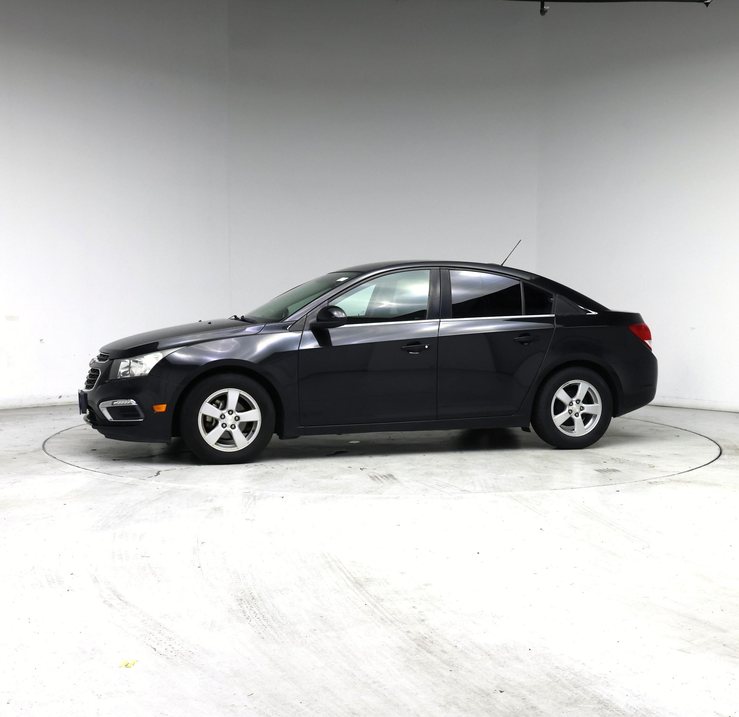 Thumbnail: 2016 Chevrolet Cruze - 3