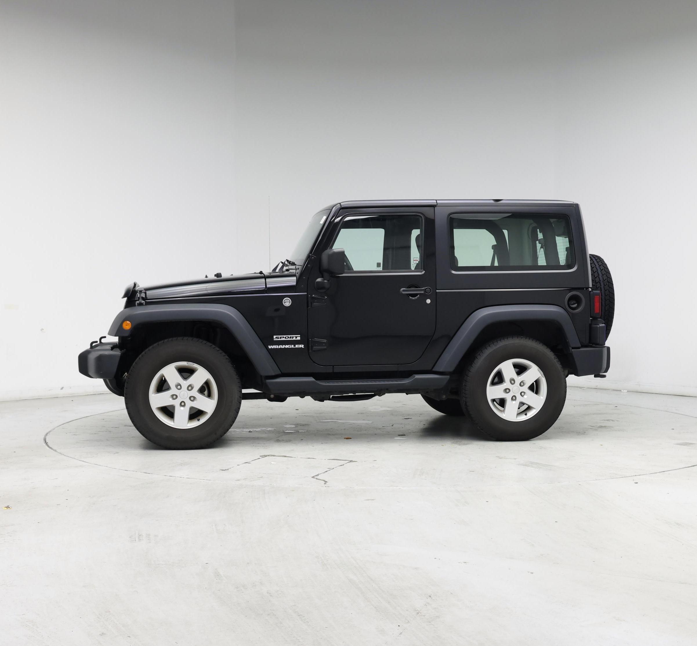 Thumbnail: 2013 Jeep Wrangler - 3