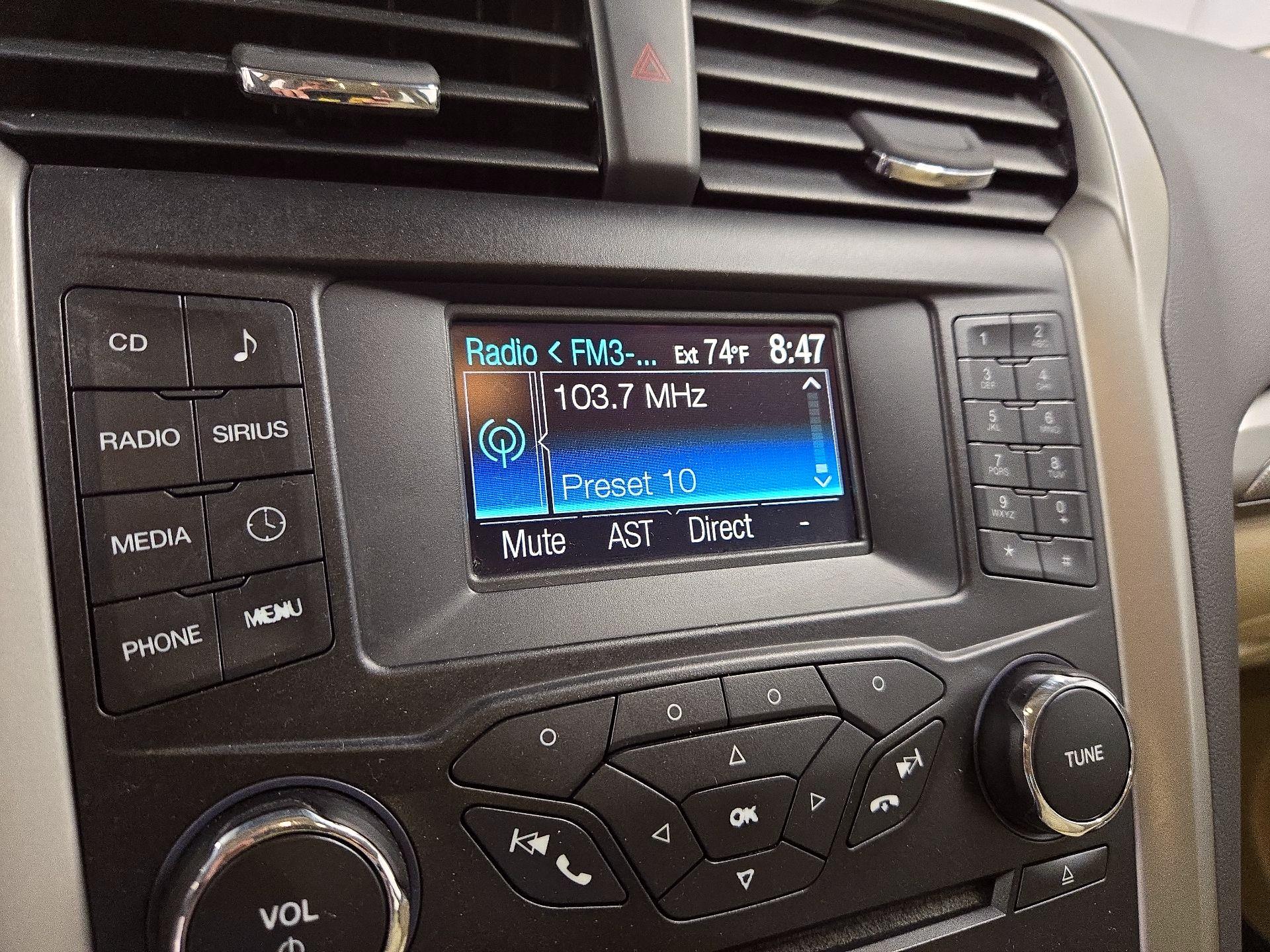 Thumbnail: 2014 Ford Fusion - 14