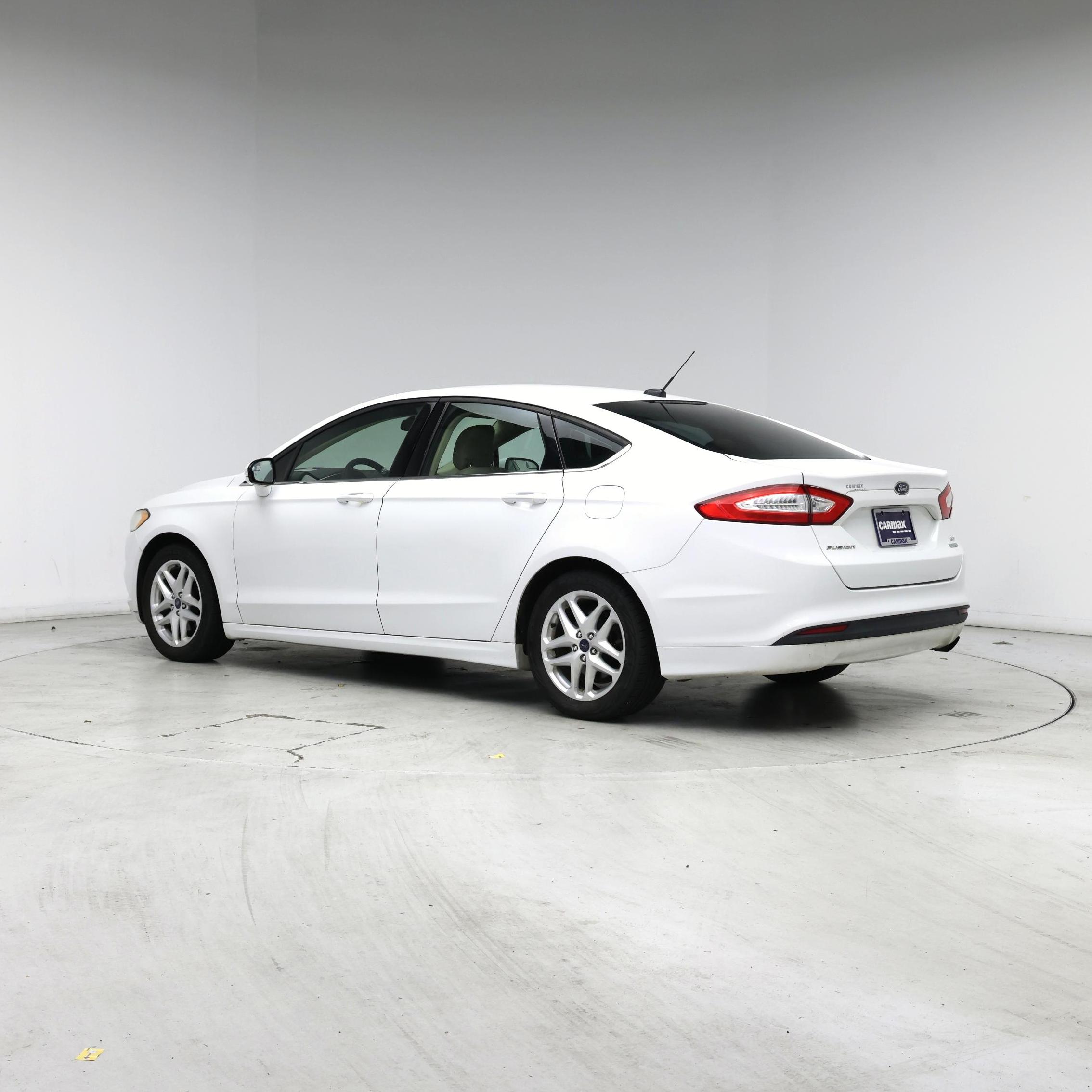 Thumbnail: 2014 Ford Fusion - 2