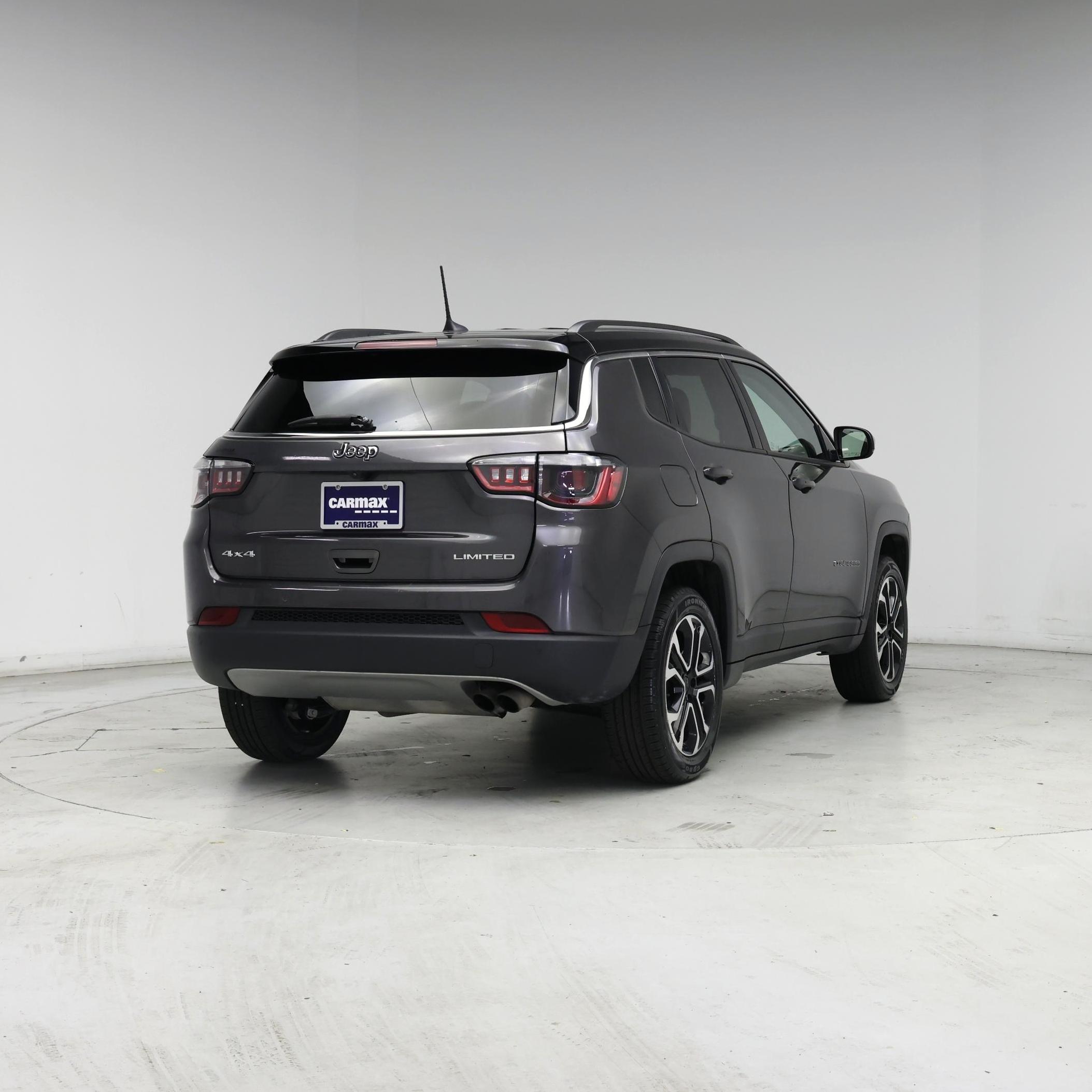 Thumbnail: 2022 Jeep Compass - 8