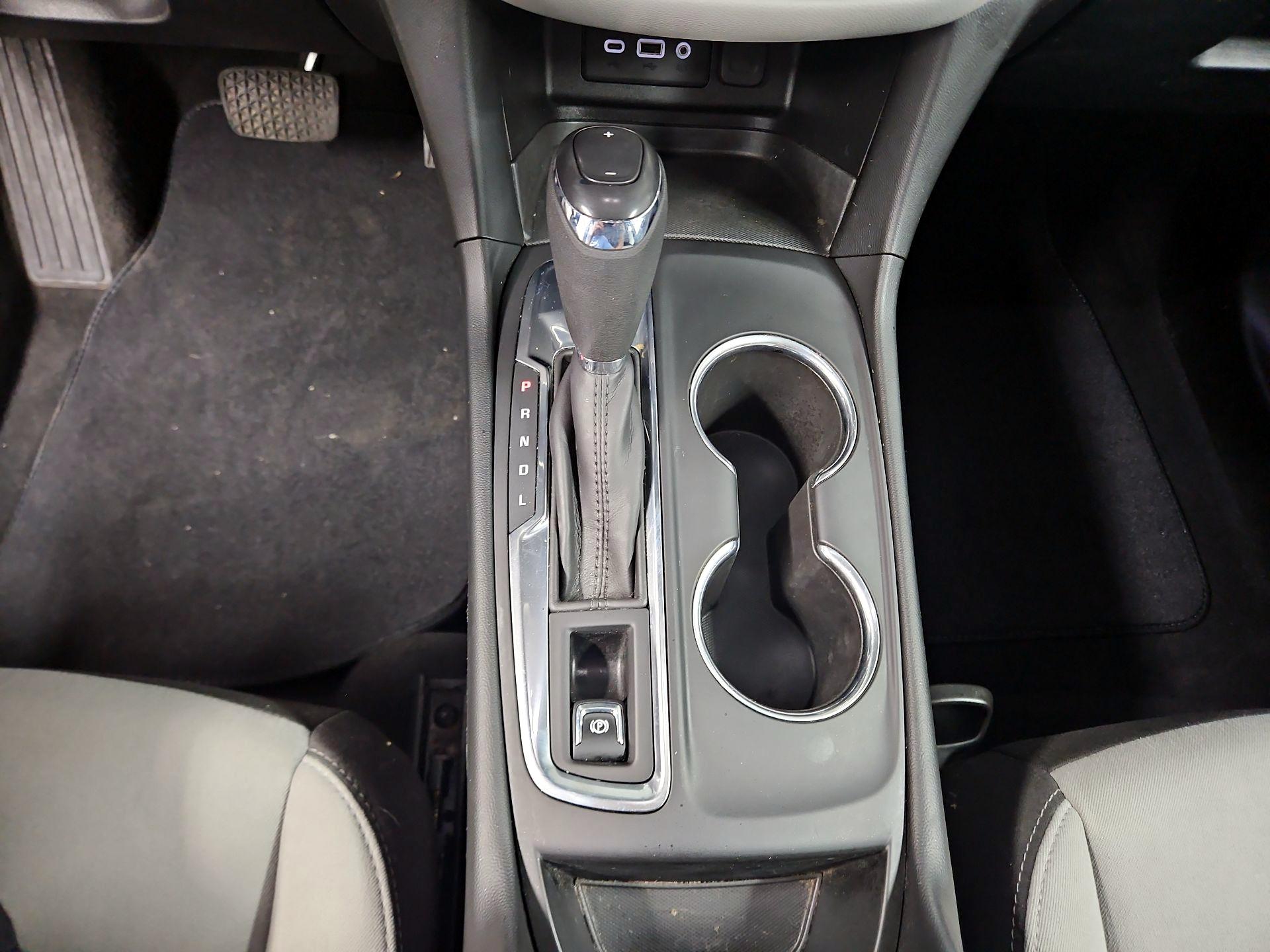 Thumbnail: 2019 Chevrolet Equinox - 17
