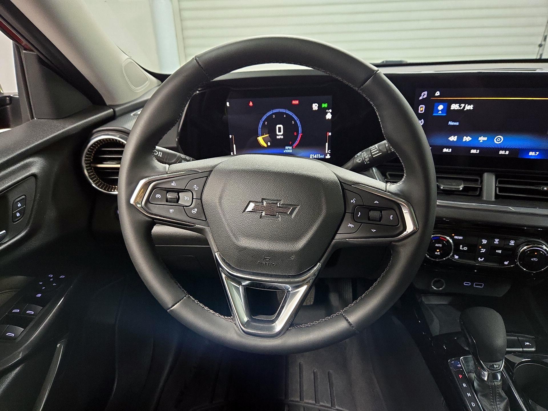 Thumbnail: 2024 Chevrolet Trax - 10