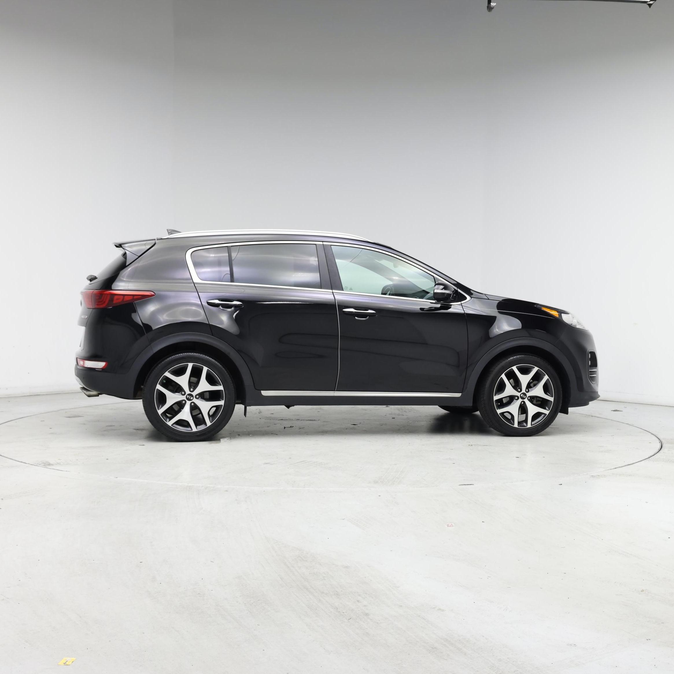 Thumbnail: 2017 Kia Sportage - 7