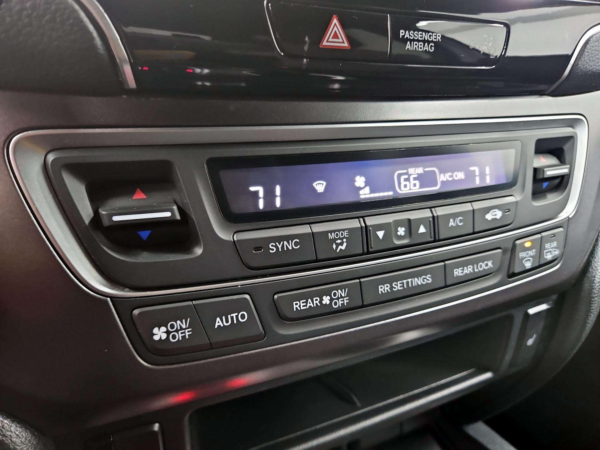 Thumbnail: 2022 Honda Pilot - 16