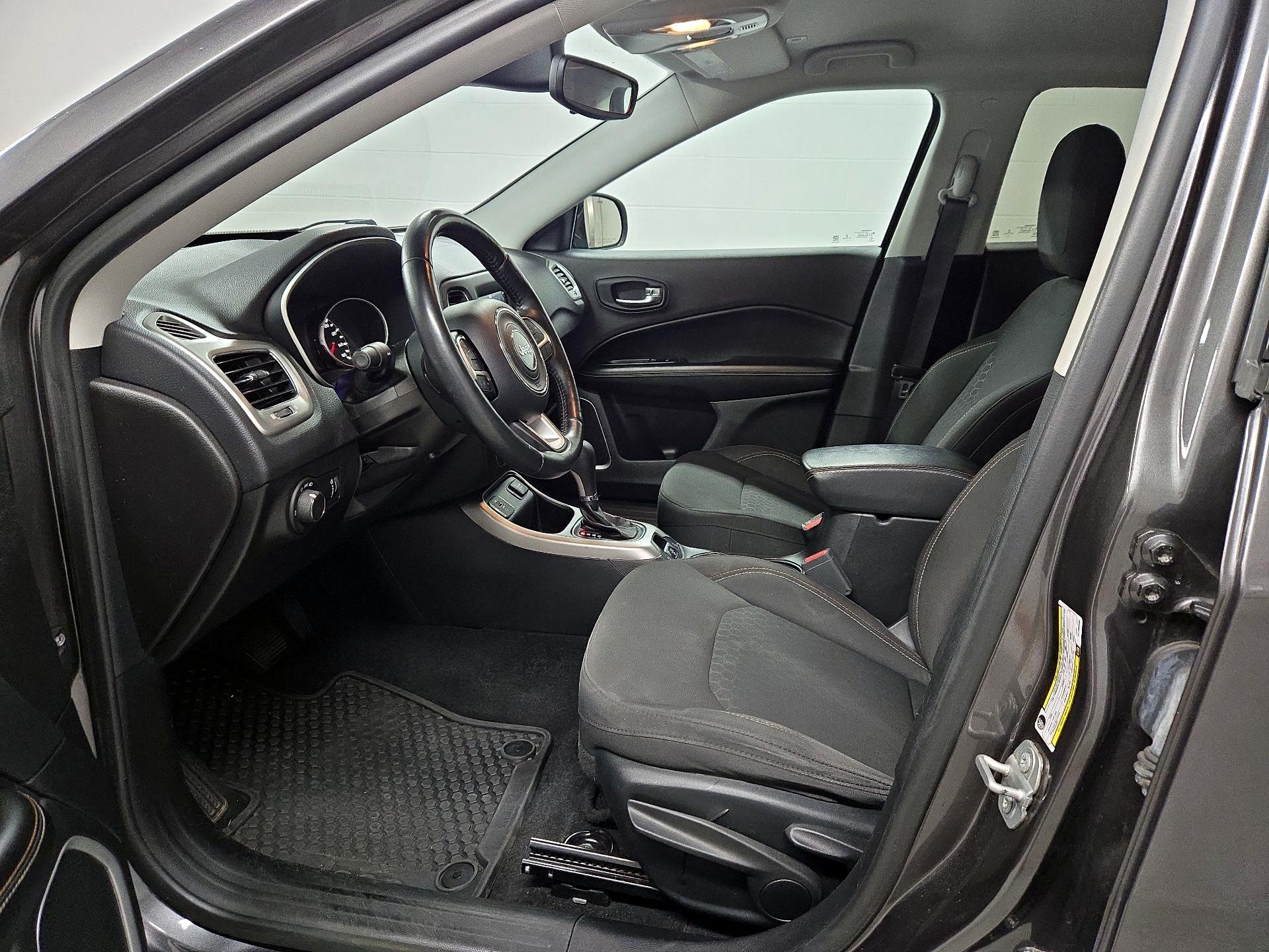 Thumbnail: 2019 Jeep Compass - 11
