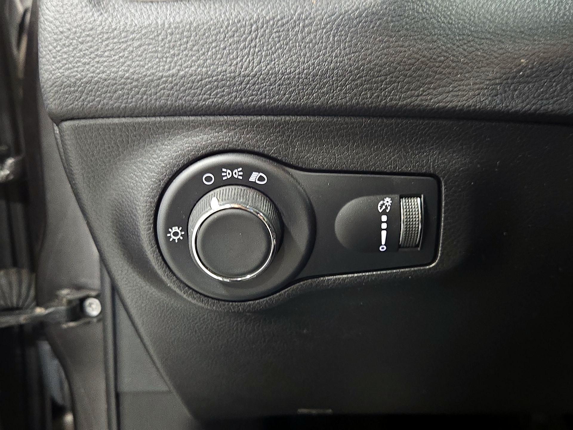 Thumbnail: 2019 Jeep Compass - 13