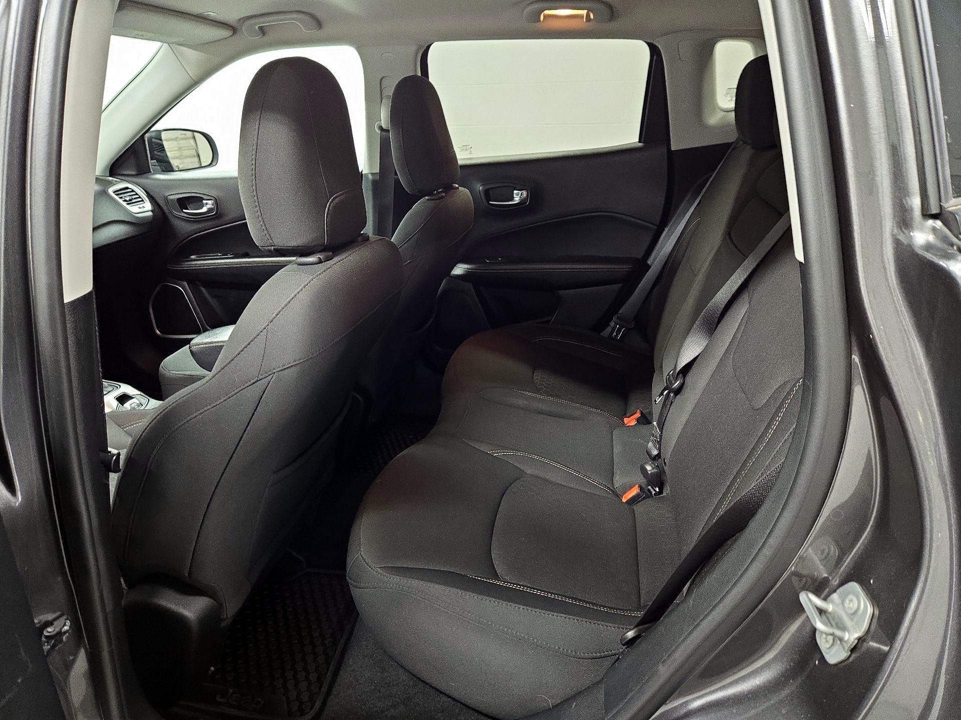 Thumbnail: 2019 Jeep Compass - 19