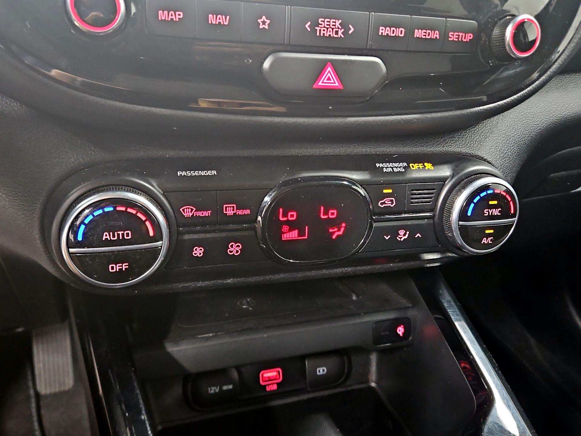 Thumbnail: 2020 Kia Soul - 17