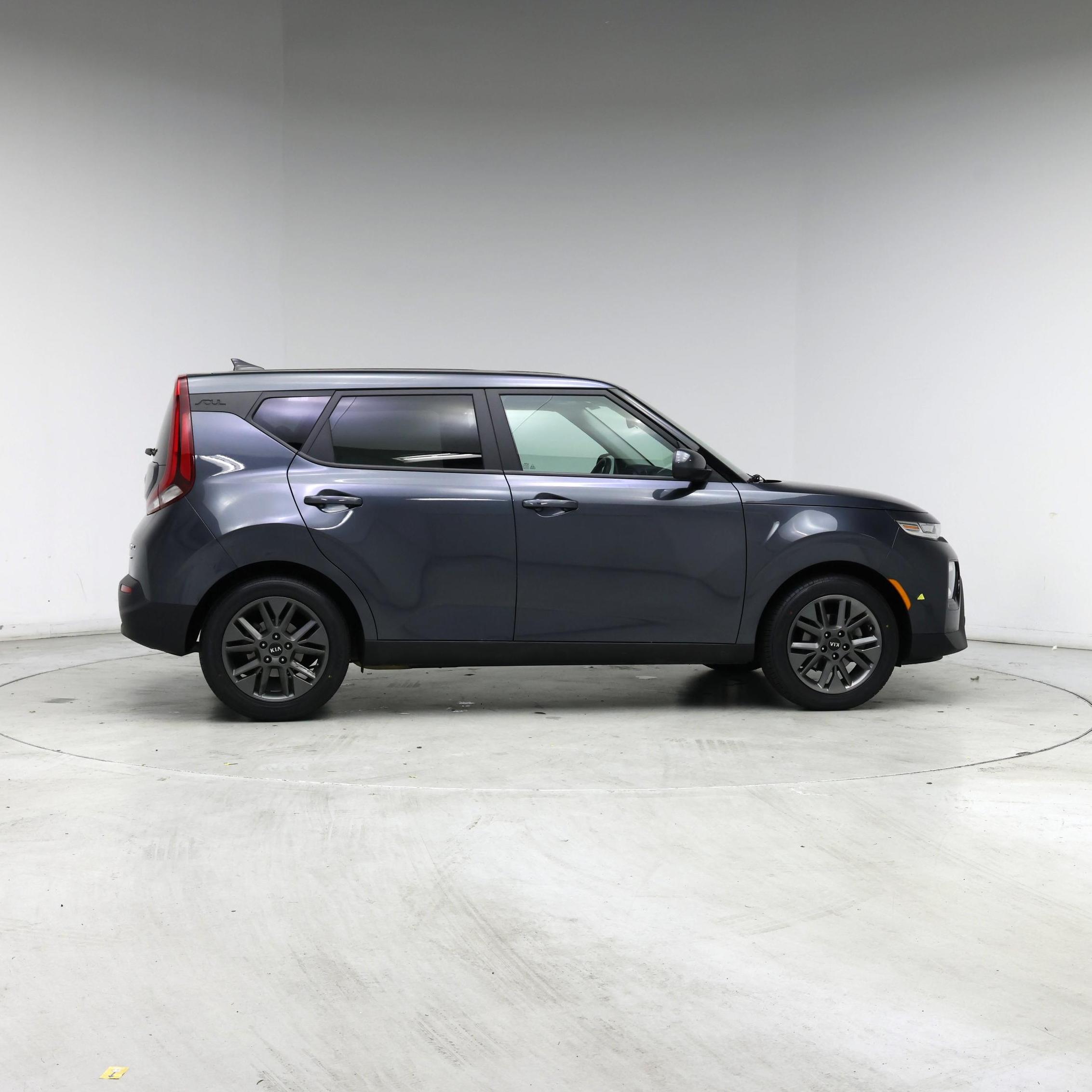 Thumbnail: 2020 Kia Soul - 7