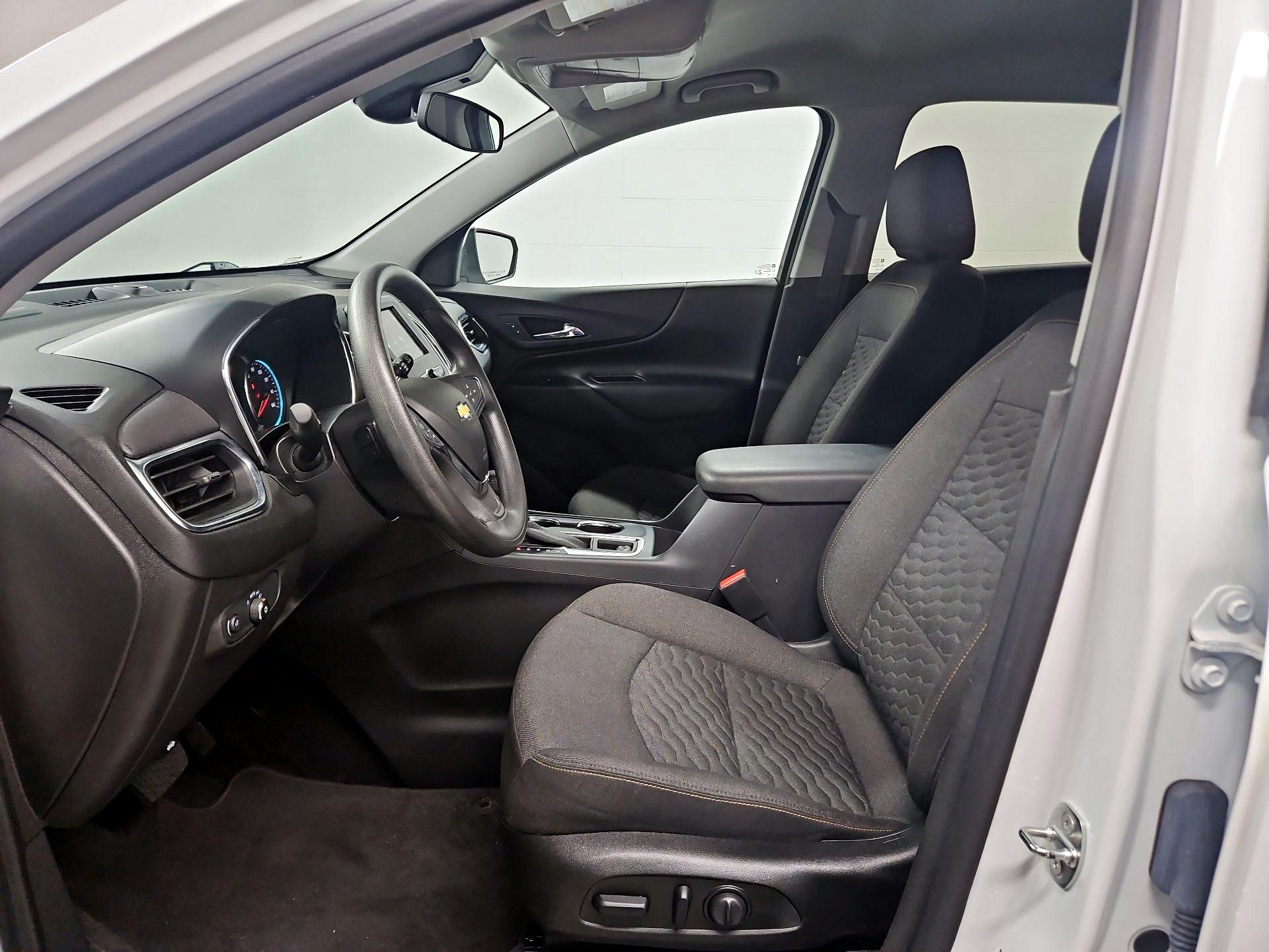 Thumbnail: 2021 Chevrolet Equinox - 11