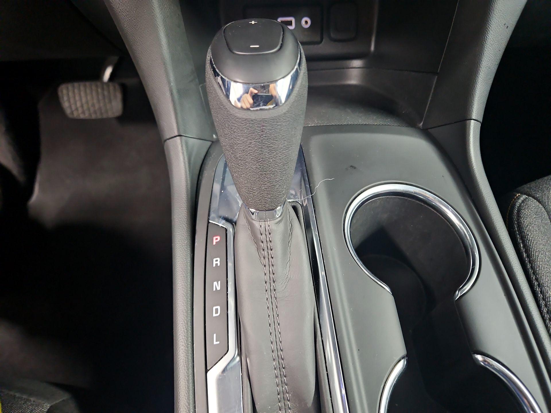 Thumbnail: 2021 Chevrolet Equinox - 17